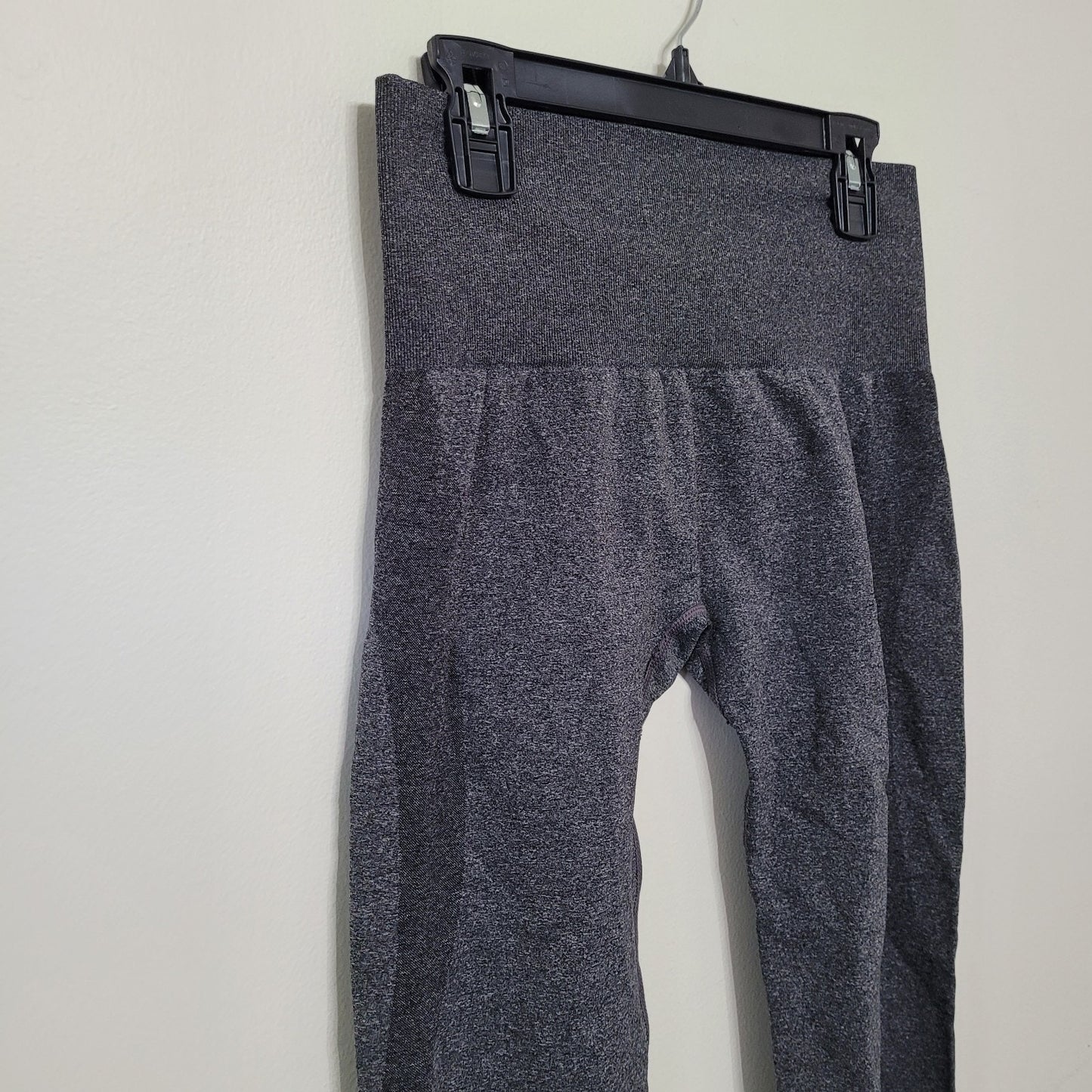 Navigation NVGTN BLACK SPECKLED Contour Seamless Size Small Leggings