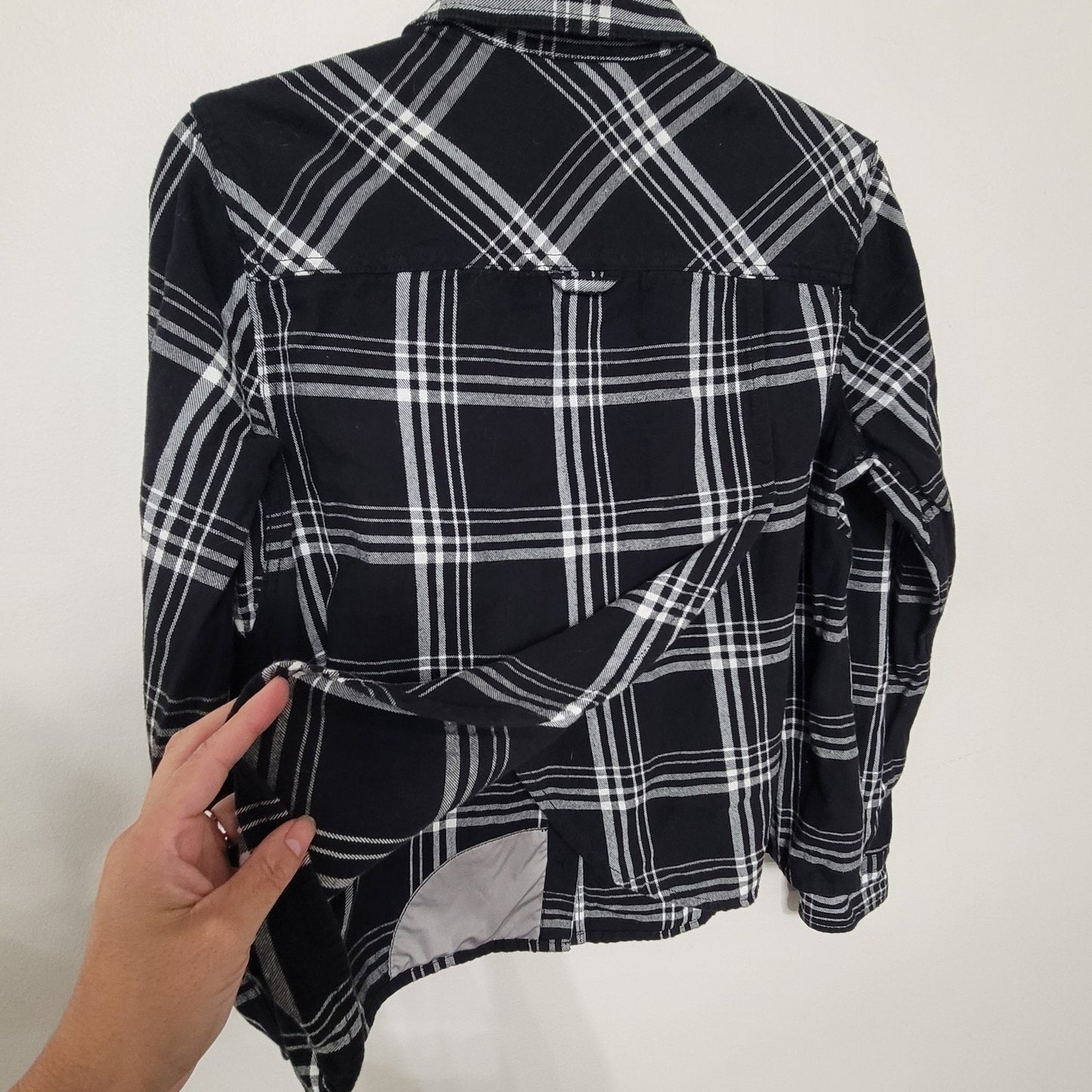 Duluth Trading Co. Women’s Small Plaid Flannel Shirt Hidden Reach Gusset EUC