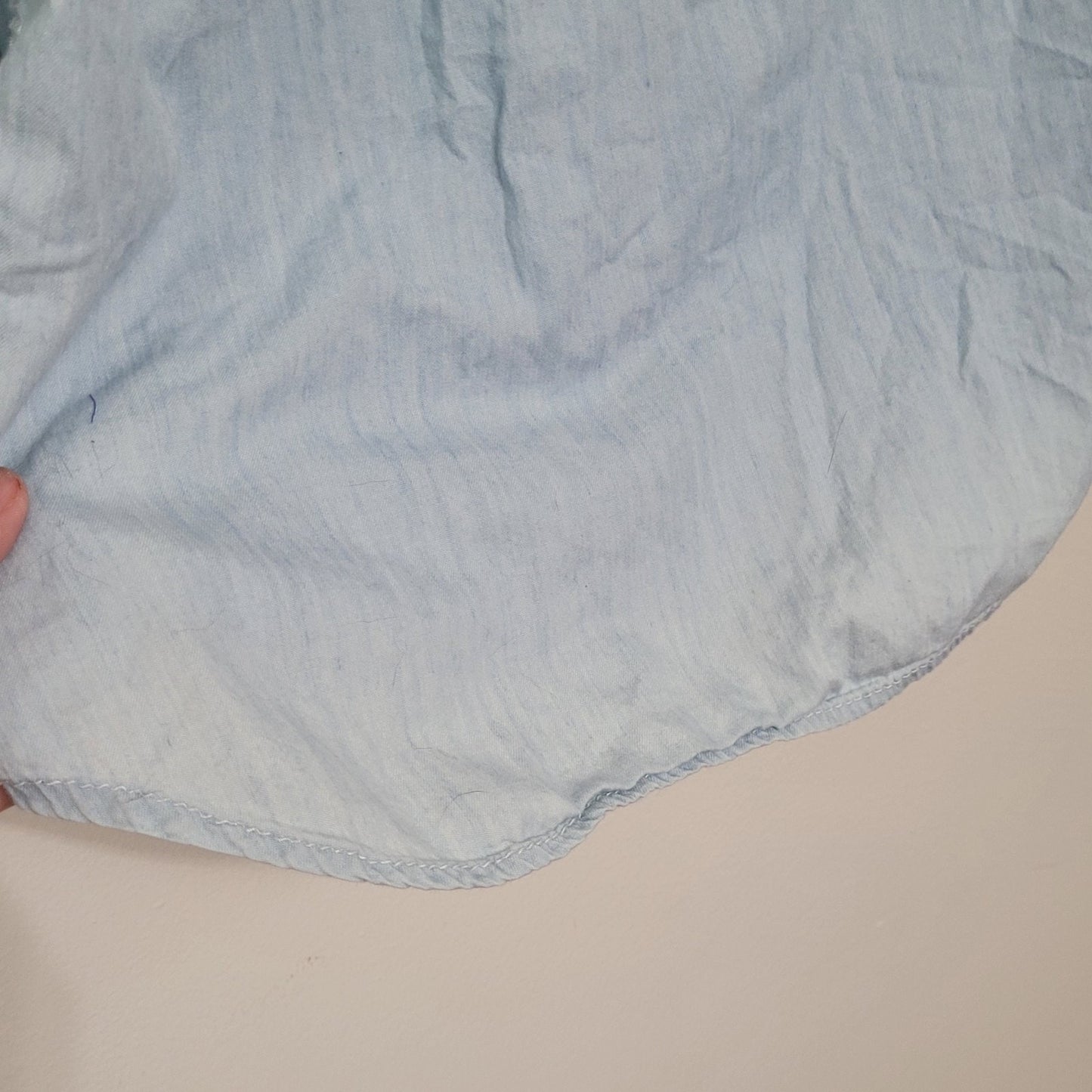 Vineyard Vines Blue Chambray Shirt Women's Tunic Size 2 Long Sleeve