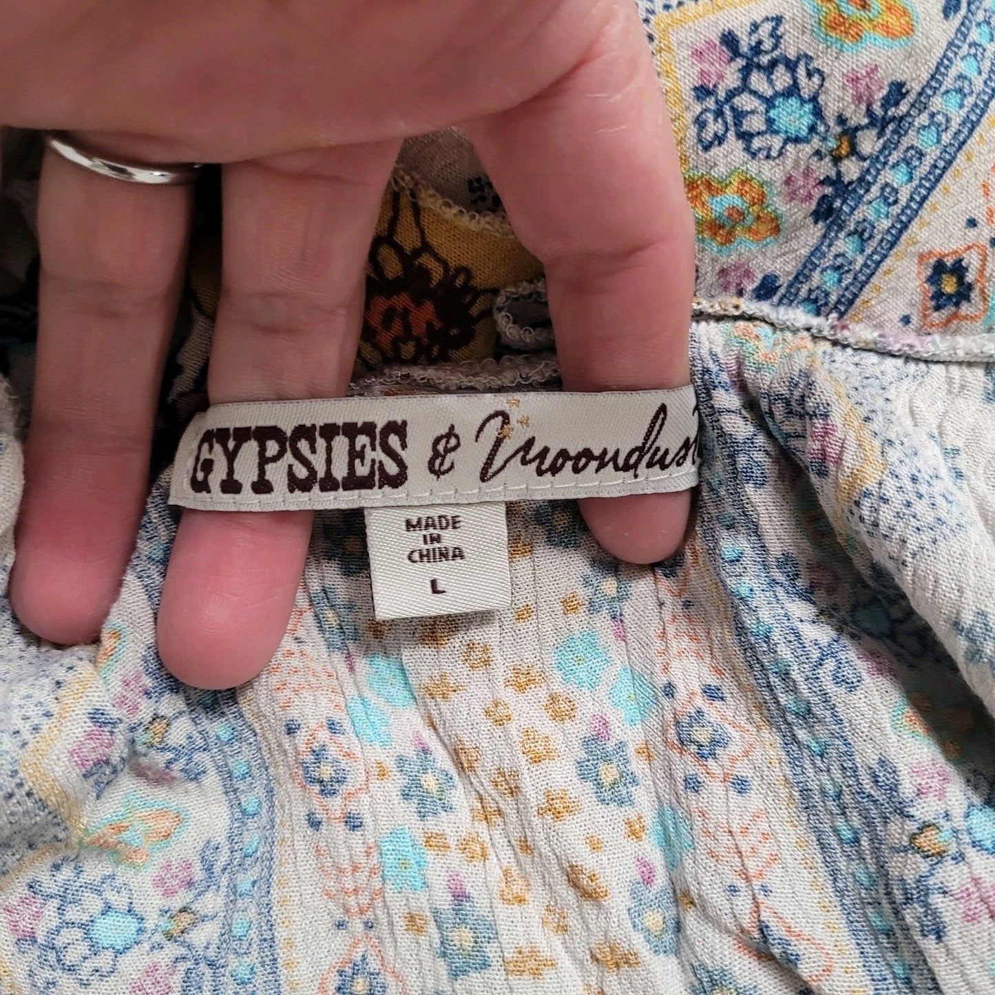 Gypsies & Moondust Women’s Small Top Beige Floral Boho Off Shoulder EUC