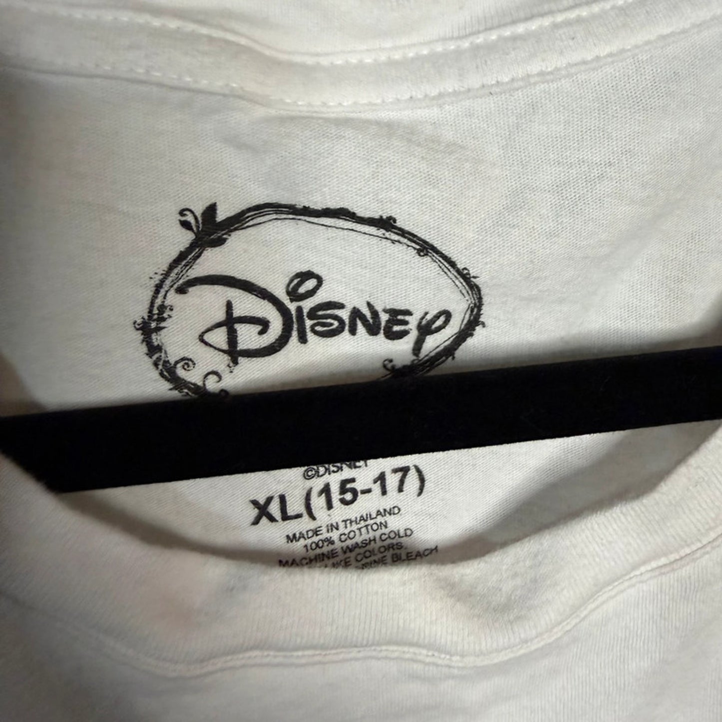 Disney Parks White XL Mickey Mouse Short Sleeve T-Shirt