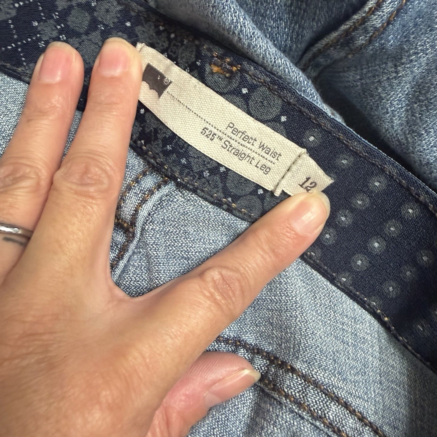 Levi’s Womens Size 12 525 Perfect Waist Straight Leg Jeans Blue Denim 31x30