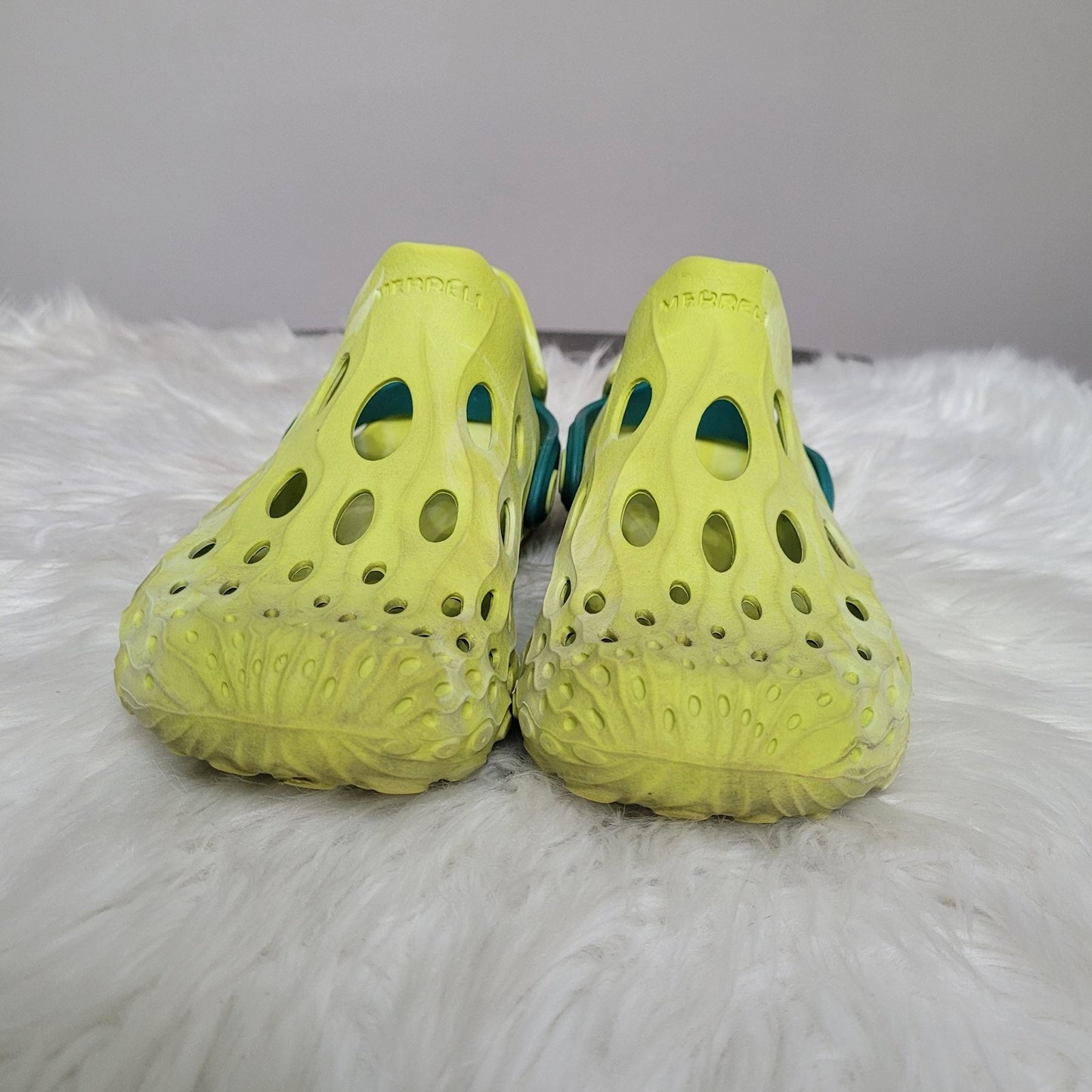 Merrell Hydro Moc Big Kids Size 2 Yellow Green Slip On Clogs Water Shoes