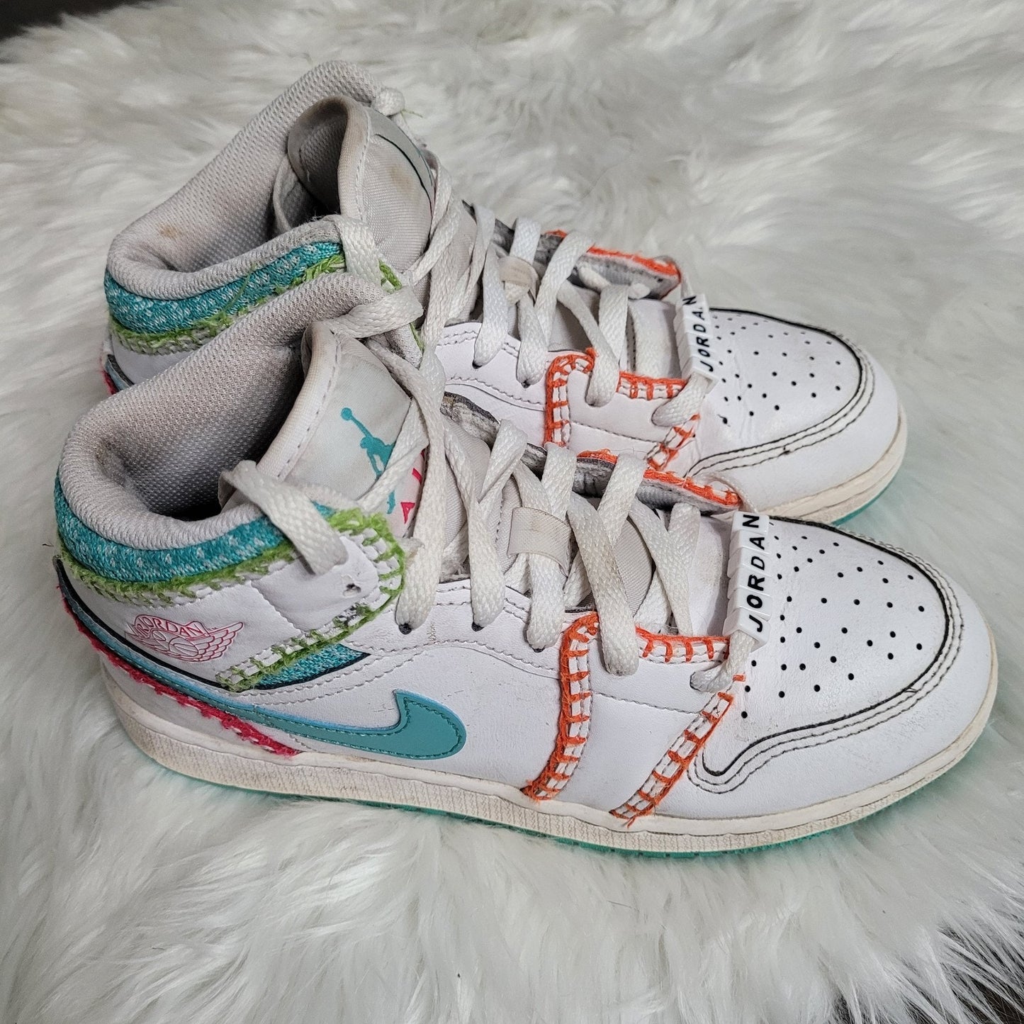 AIR JORDAN 1 MID SE 4y GS 'Multi Baseball Knit' White Teal Pink DM9648-100
