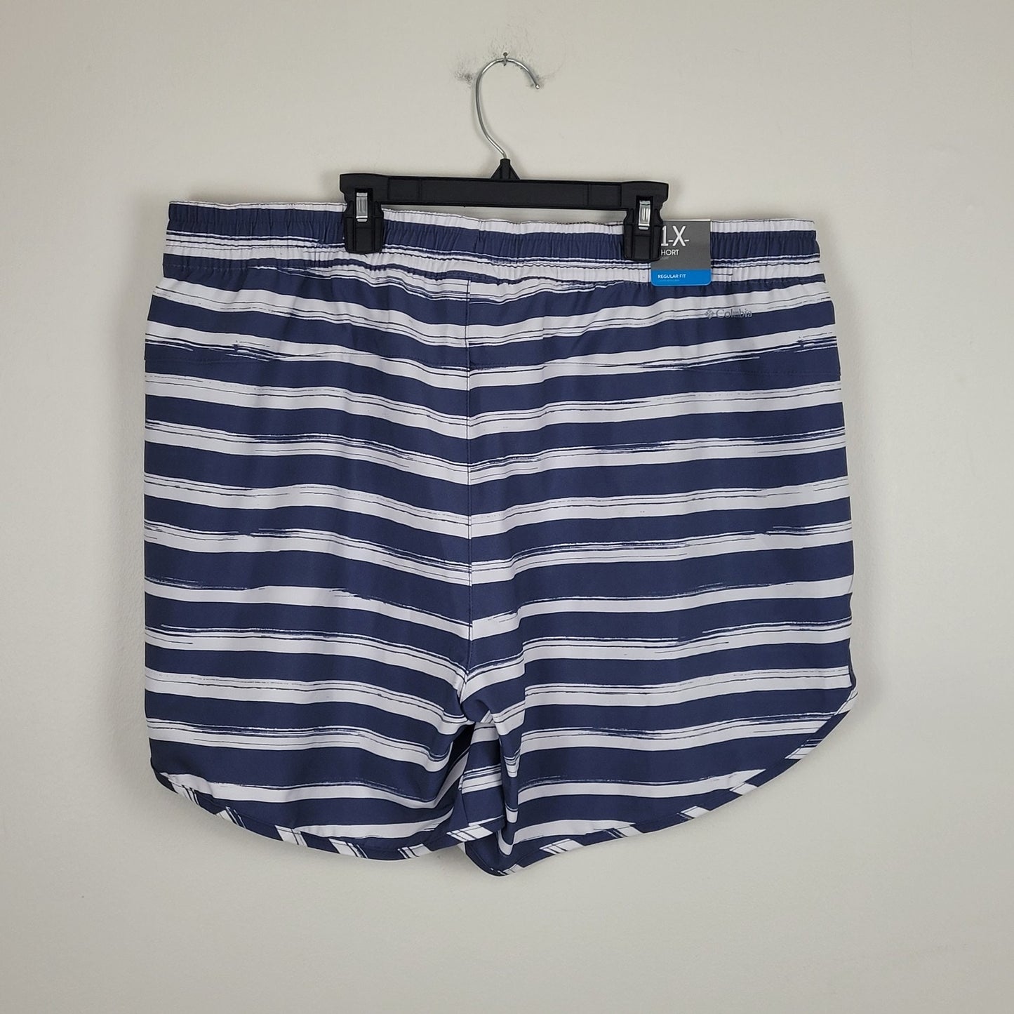 Columbia Women’s 1X Hiking Board Shorts 6” Omni-Shade Striped Blue NWT