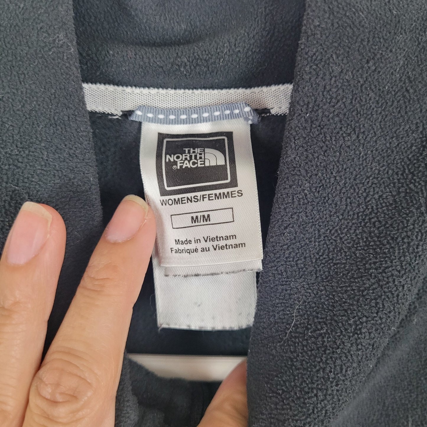 The North Face Womens Medium Black TKA 100 Fleece 1/4 Zip Pullover Jacket