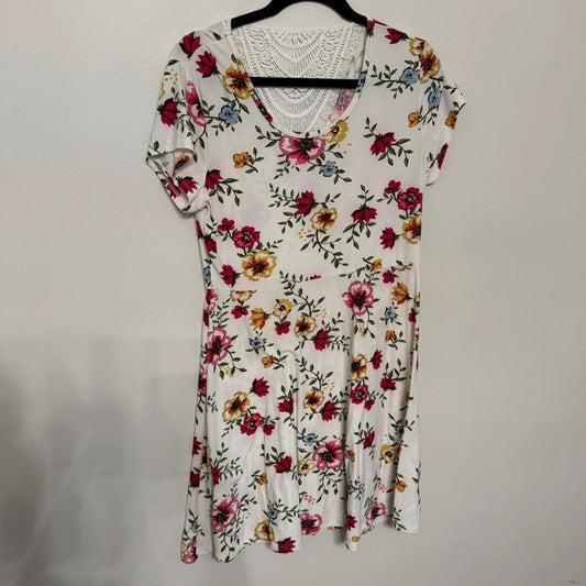 White Floral Bobbie Brooks Medium Lace Short Sleeve Soft Mini Dress
