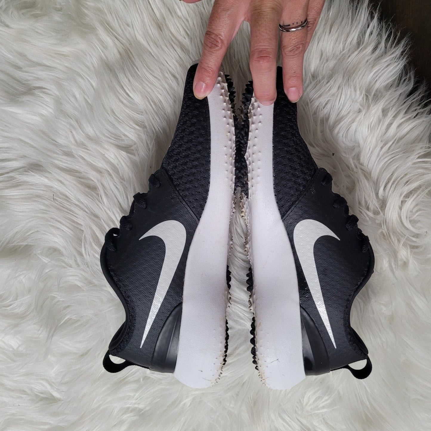 Nike Roshe G Women’s 7.5 Golf Shoes Black White CD6066-001 EUC