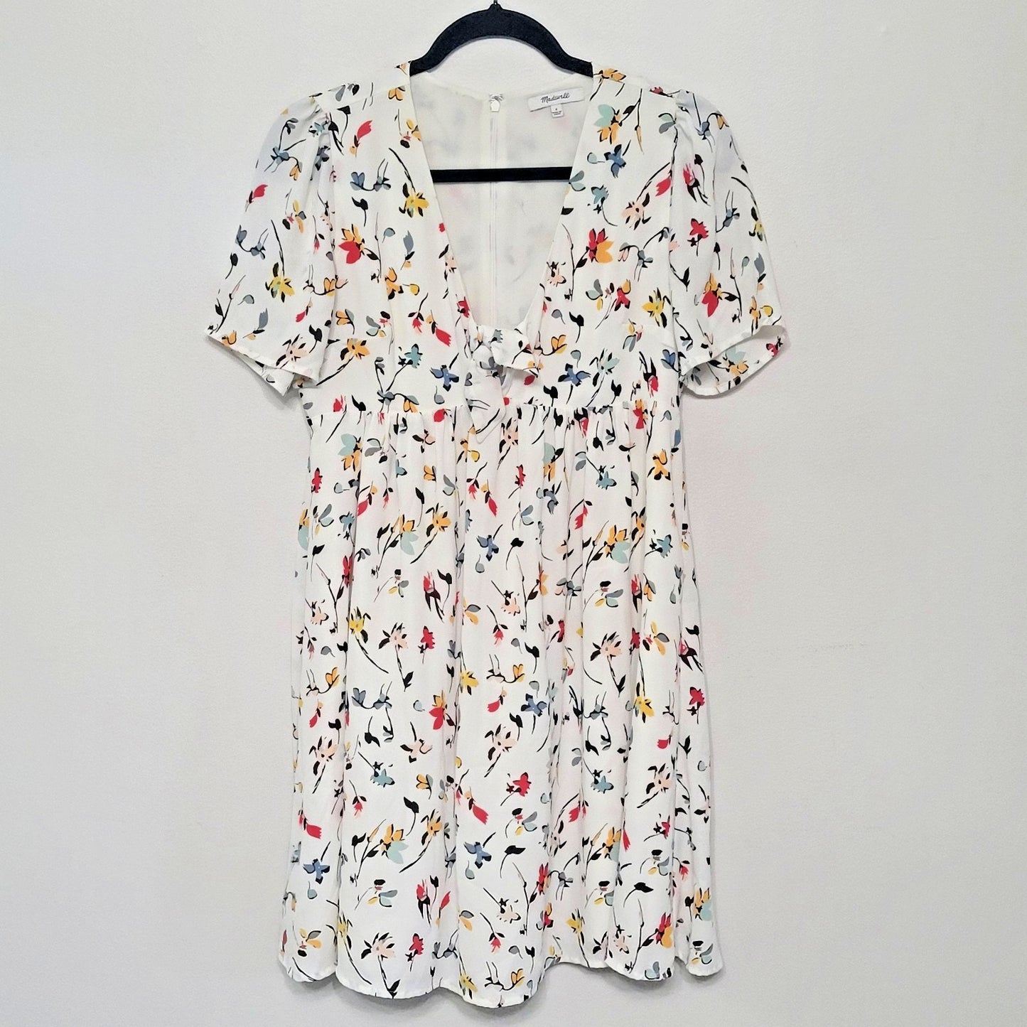 Madewell Tie-Front Mini Dress Size 2 White Drifting Flowers V-Neck Short Sleeve