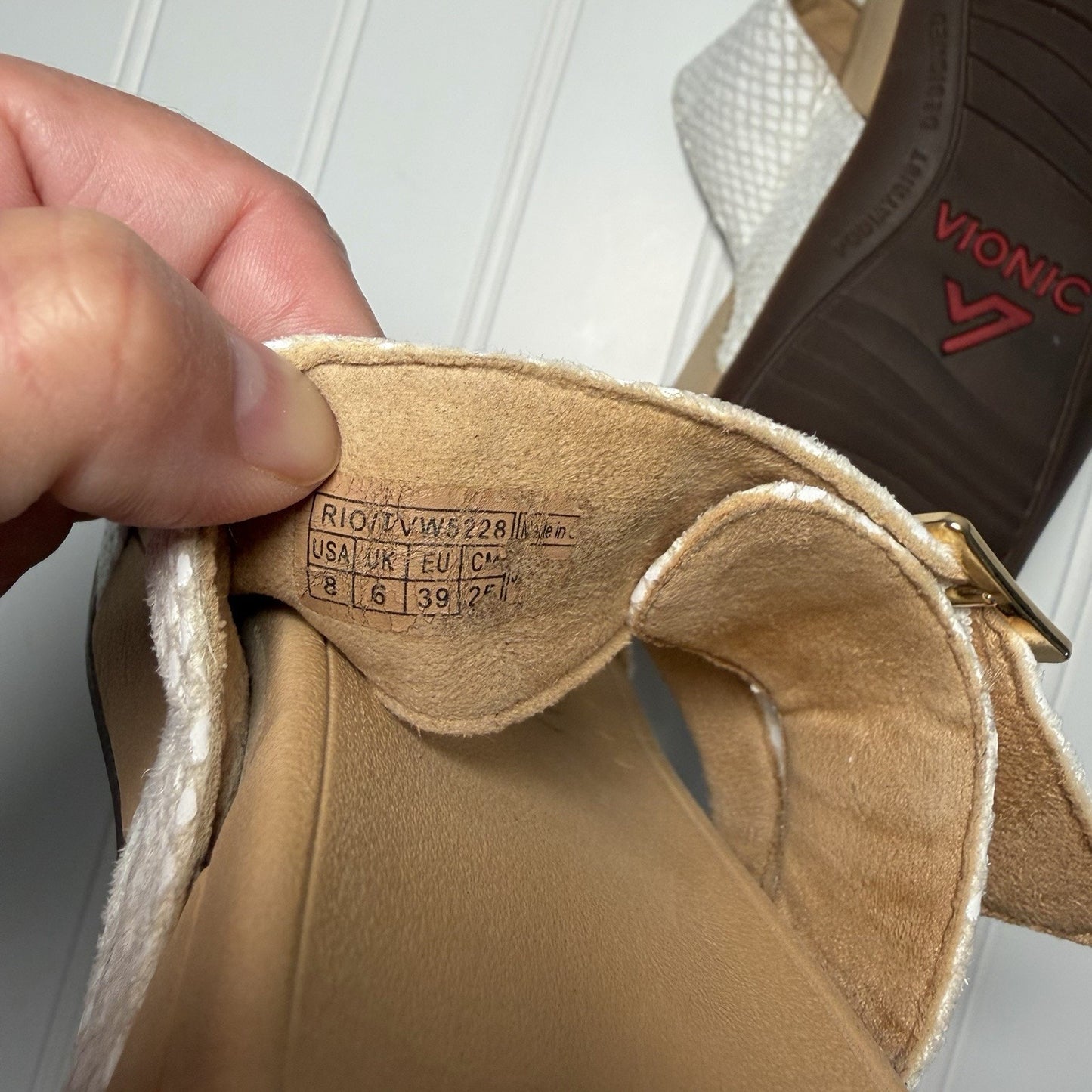 Vionic Womens 8 Pacific Rio Slide Sandal White Textured Adjustable Platform