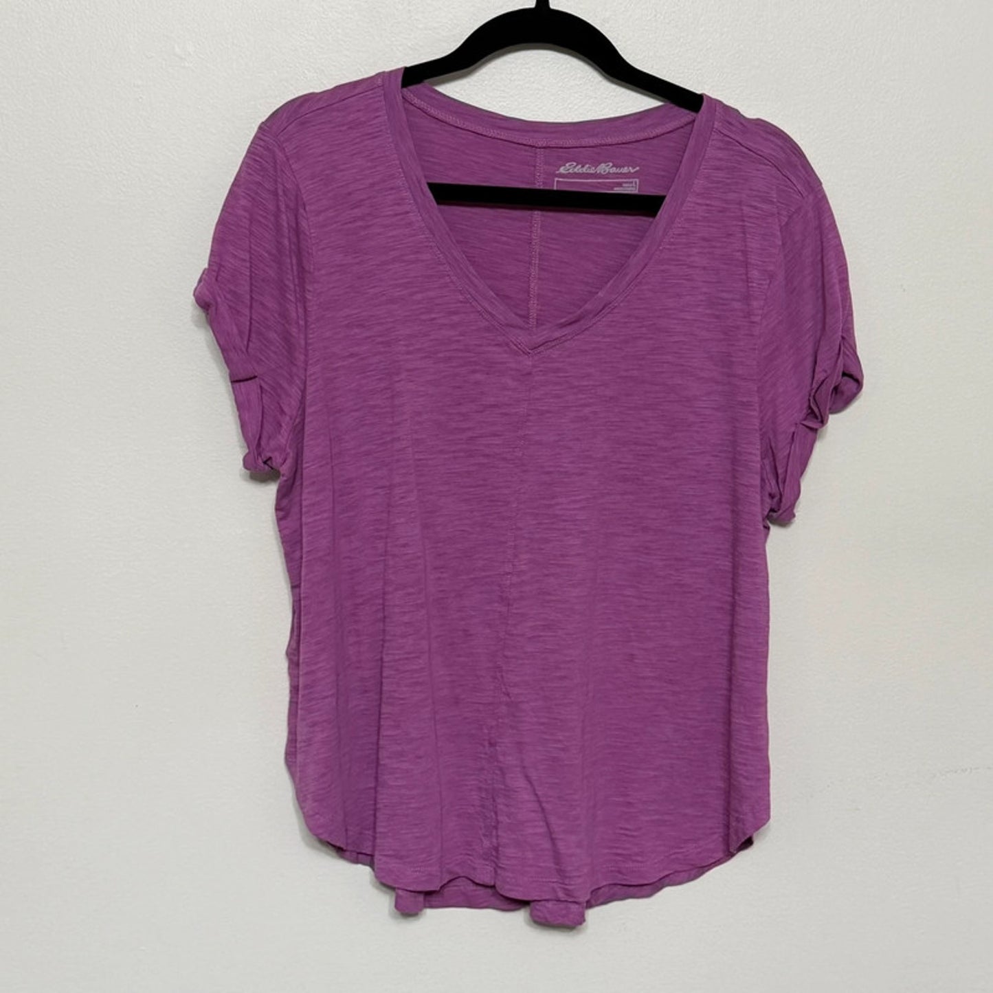 Purple Eddie Bauer Basic Curved Hem Large T-Shirt
