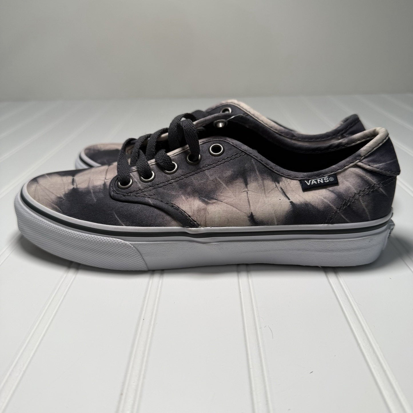 Vans Skateboarding Low Shoes Women’s Size 5.5 Denim Destroy Ultra Cush 721356