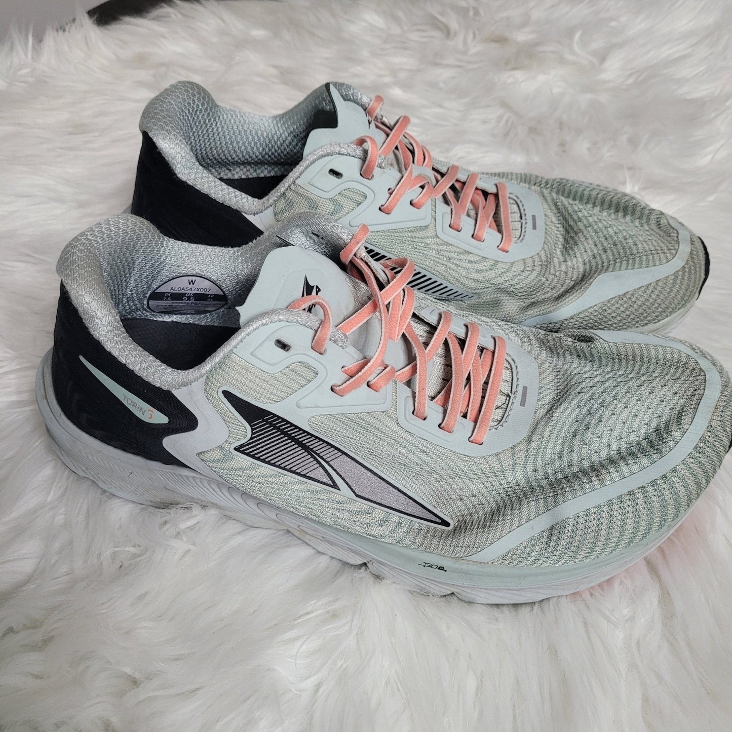 Altra Torin 5 Women’s 9.5 Running Shoes Mint Green Gray 500601 Sneakers