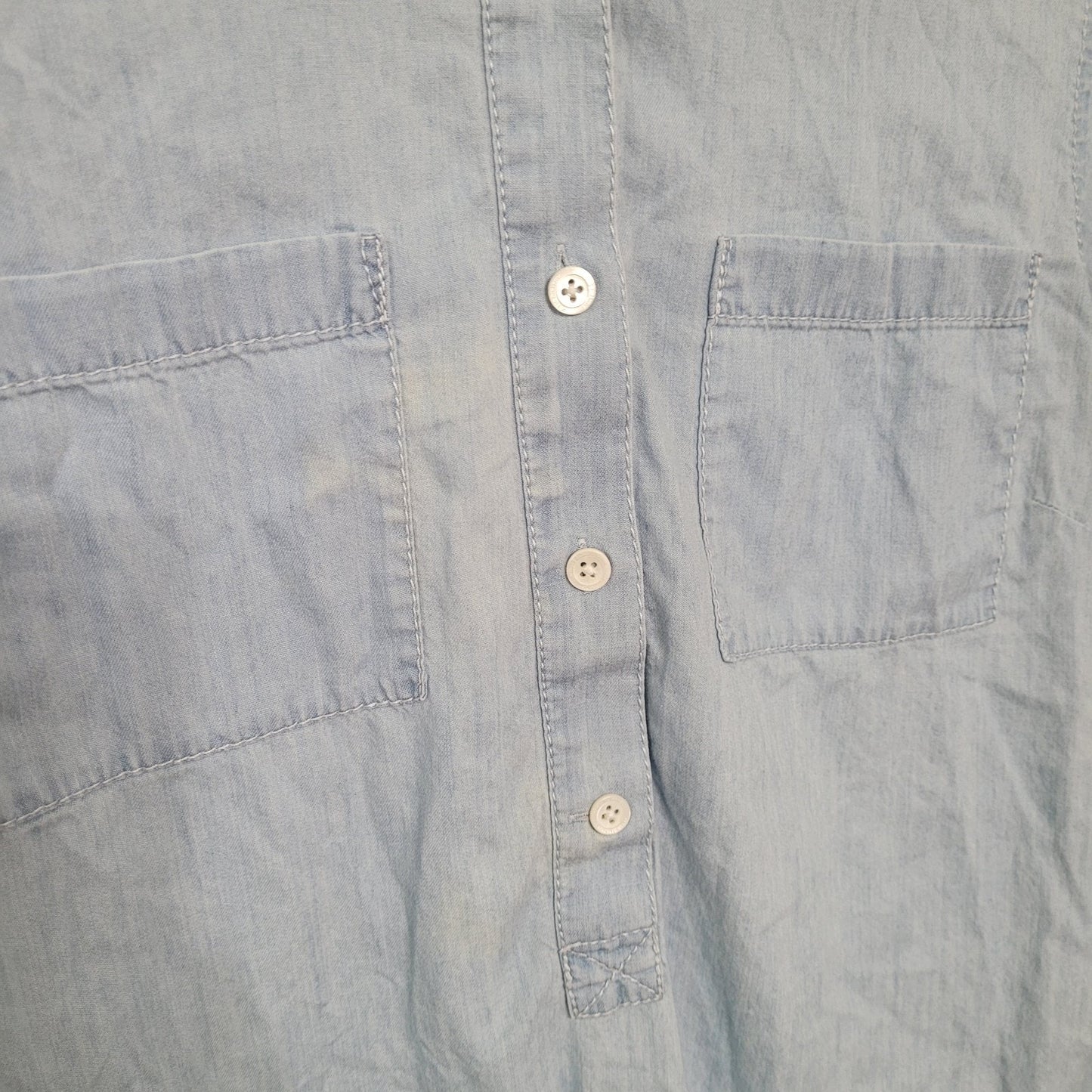 Vineyard Vines Blue Chambray Shirt Women's Tunic Size 2 Long Sleeve