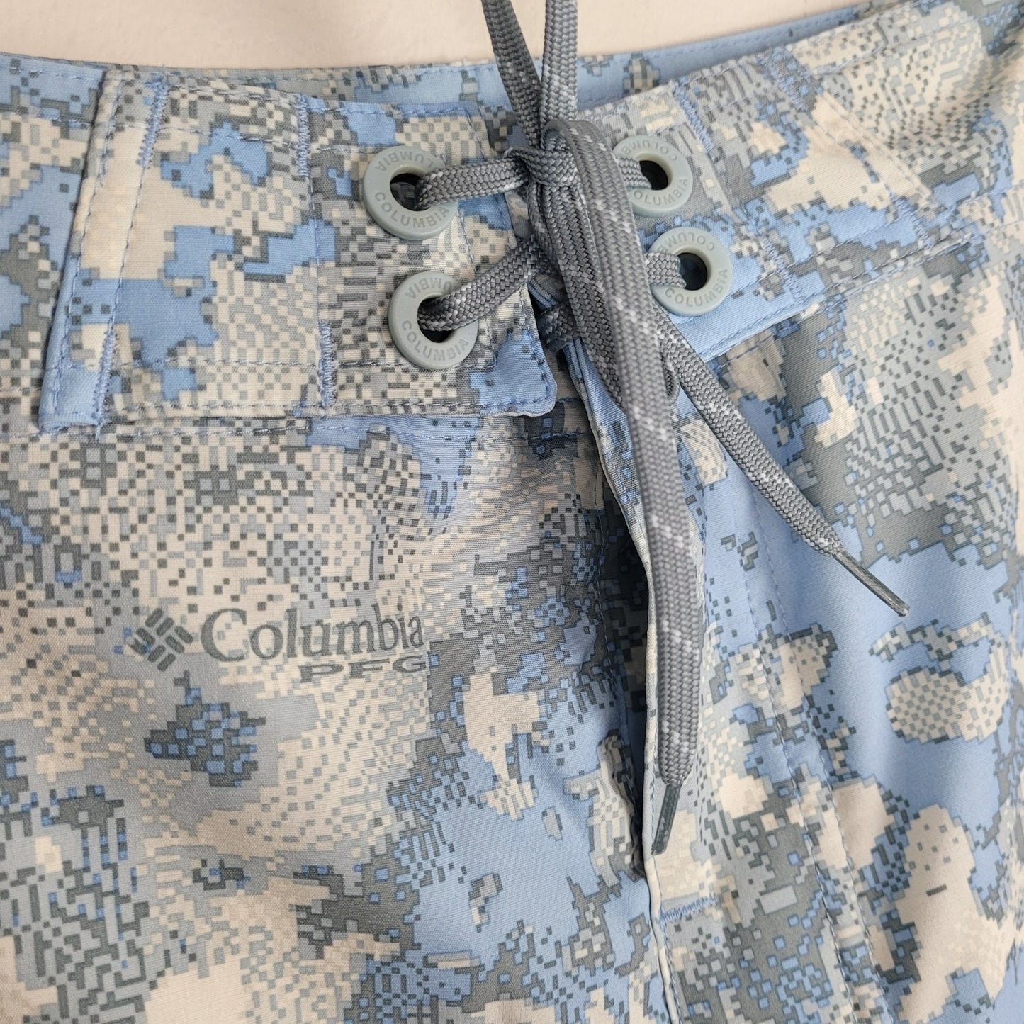 Columbia PFG Mens 42 Board Shorts Blue Camo Offshore Swim Trunks