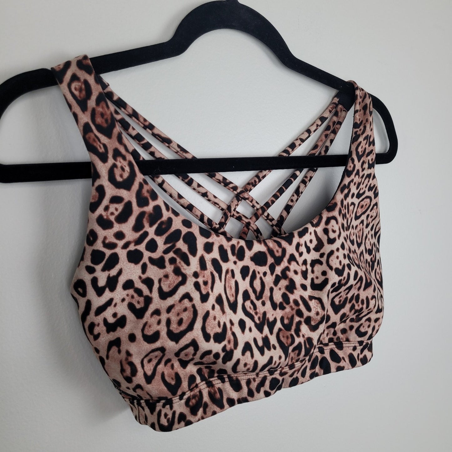 Victorias Secret Sport Womens Medium Sports Bra Leopard Print Strappy Back