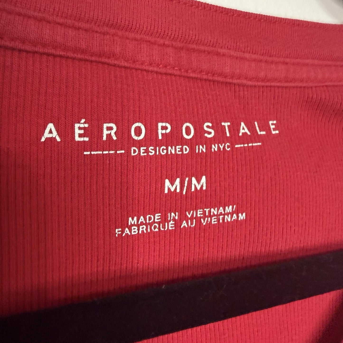 Aeropostale Y2K Retro Womens M Red Ribbed Long Sleeve V-Neck Logo Henley Top