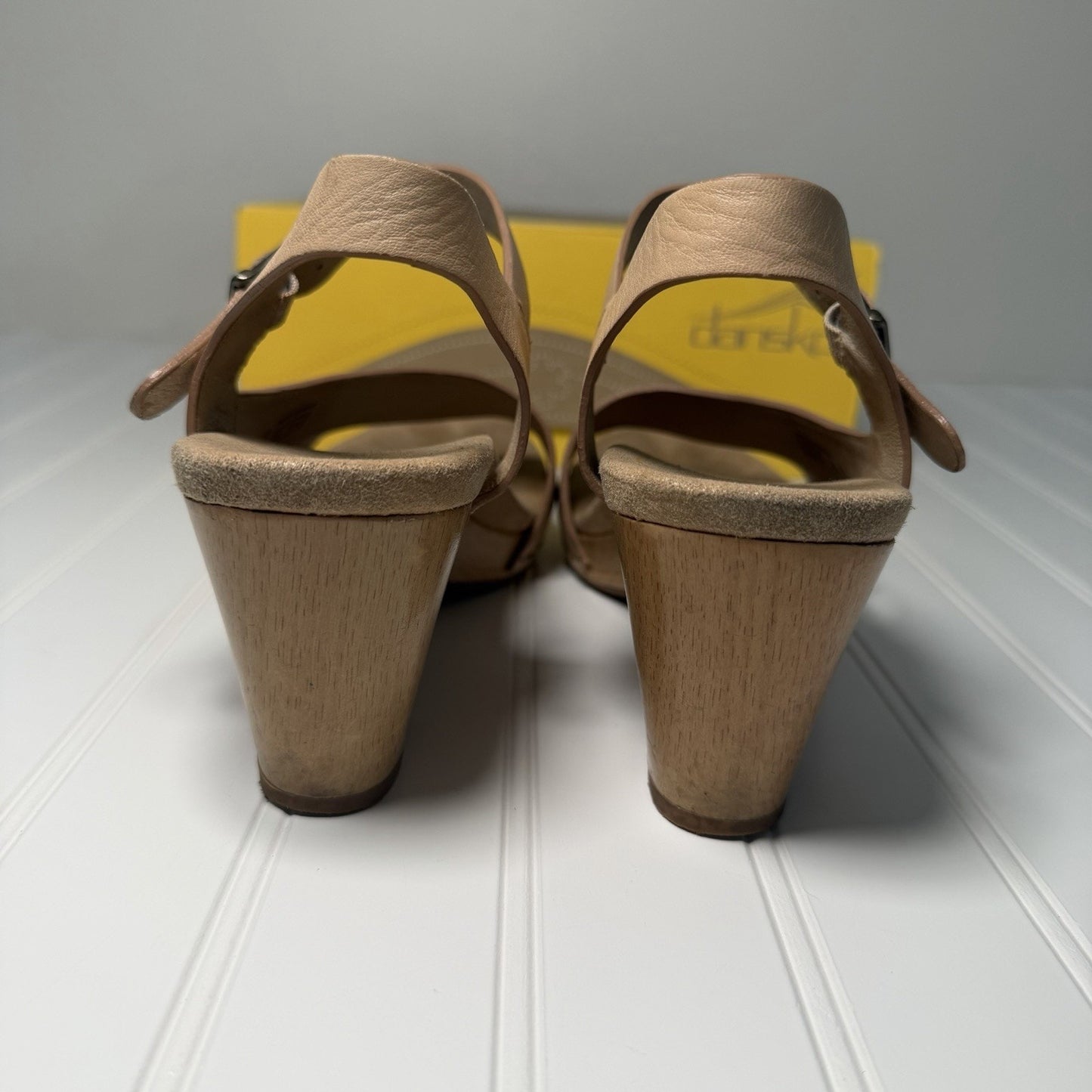 Dansko Tasha Sand Beige Leather Cut Out Block Heel Comfort Sandal Womens US 8.5