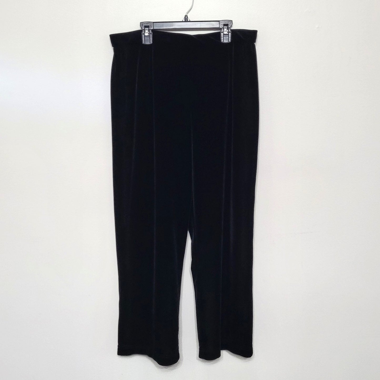 Chico’s Travelers Women’s Black Velvet Pants Size 3 XL Pull On No Tummy