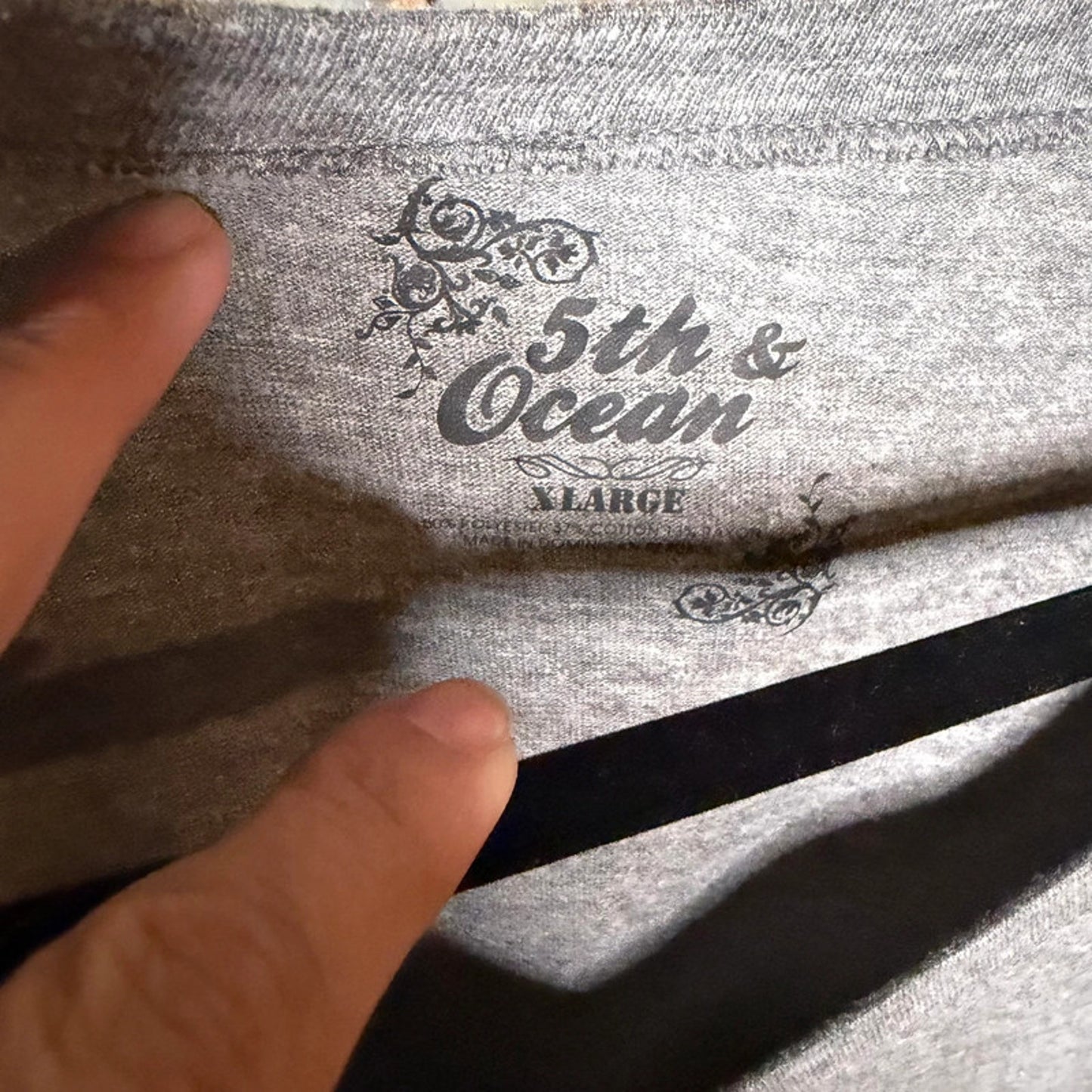 Pittsburgh Pirates “P” XL 5th & Ocean Gray Short Sleeve Graphic T-Shirt