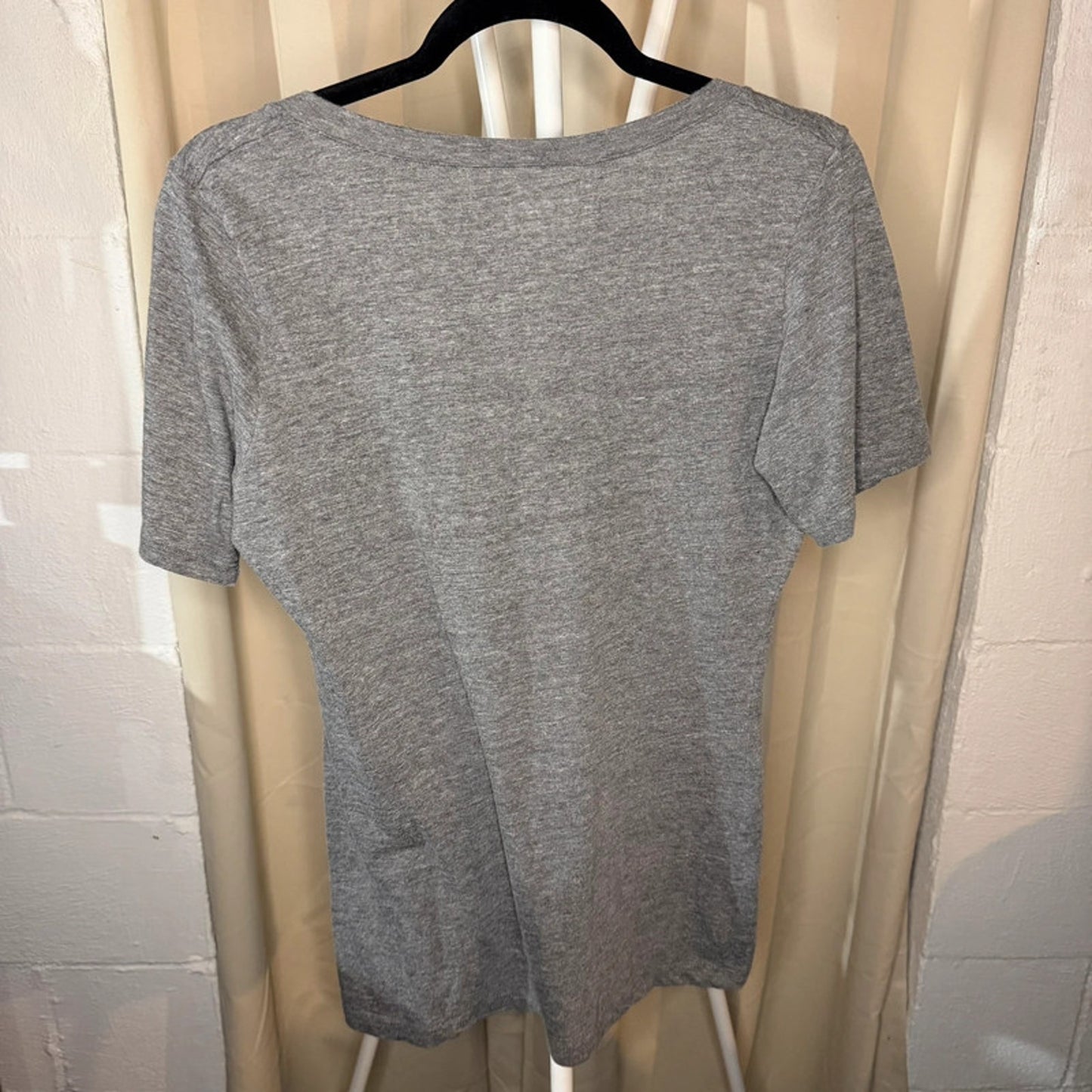 Pittsburgh Pirates “P” XL 5th & Ocean Gray Short Sleeve Graphic T-Shirt