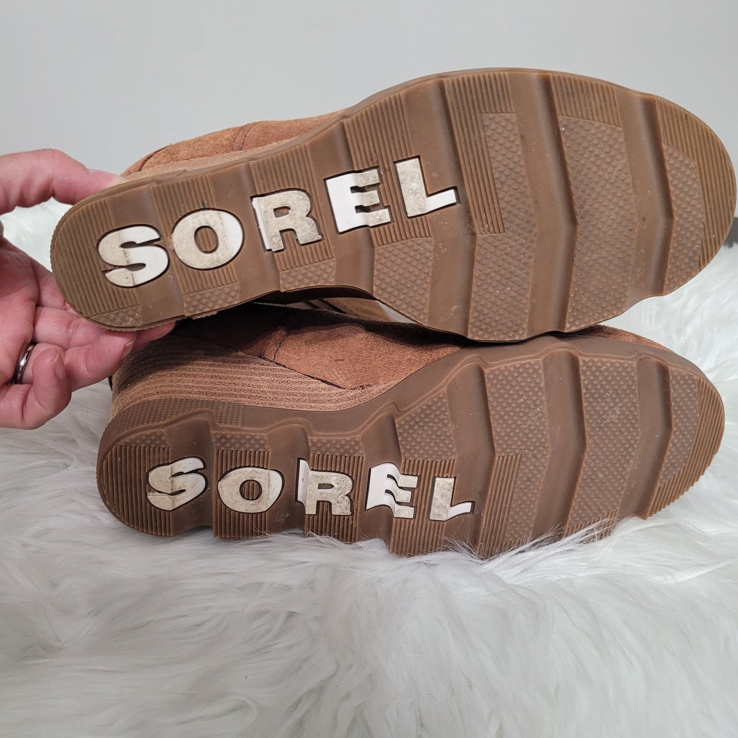 Sorel Women’s 9 Joan Uptown Wedge Booties Brown Suede Chelsea EUC 1930931
