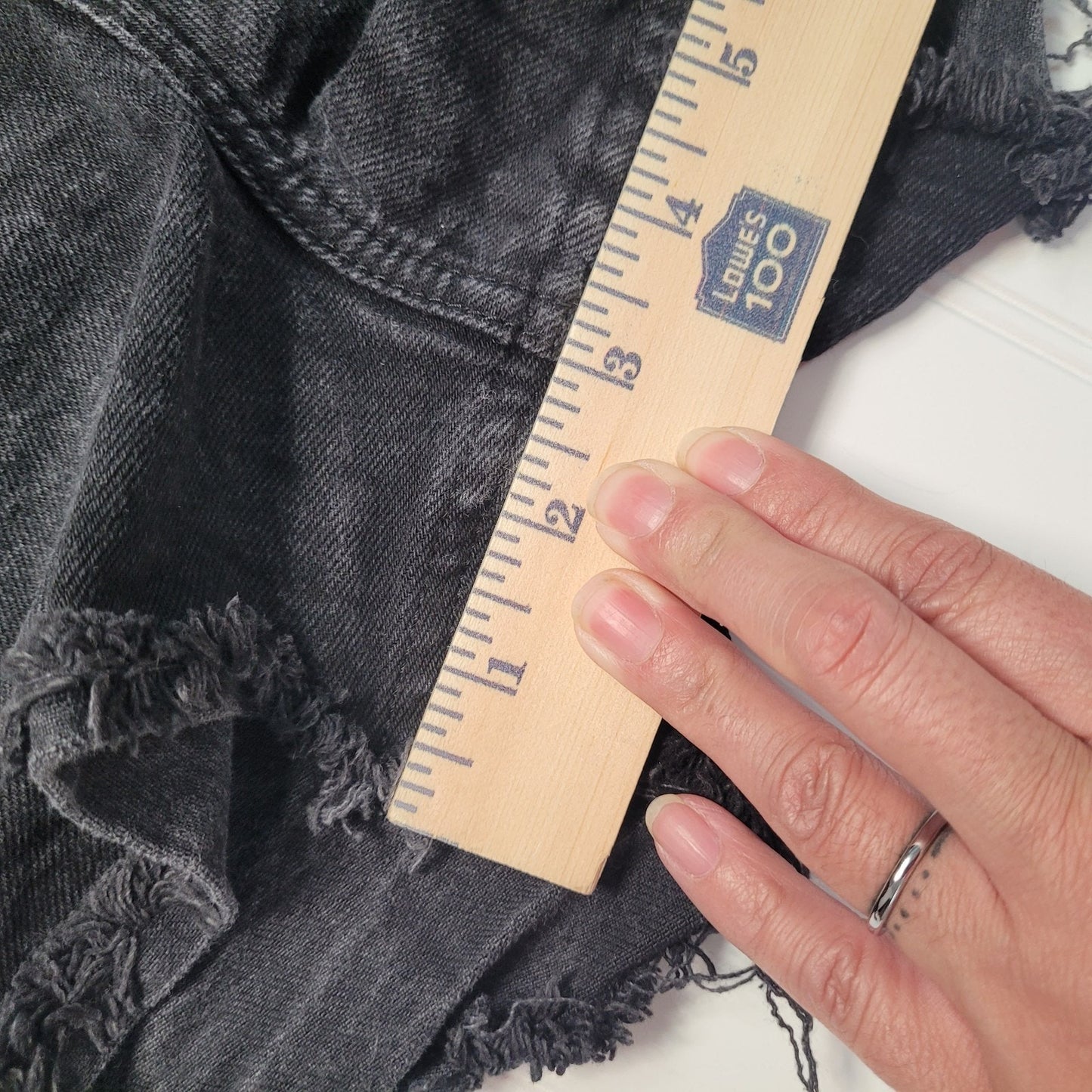 Hollister Womens 29 Curvy Ultra High Rise Mom Jean Shorts Black Distressed Y2K