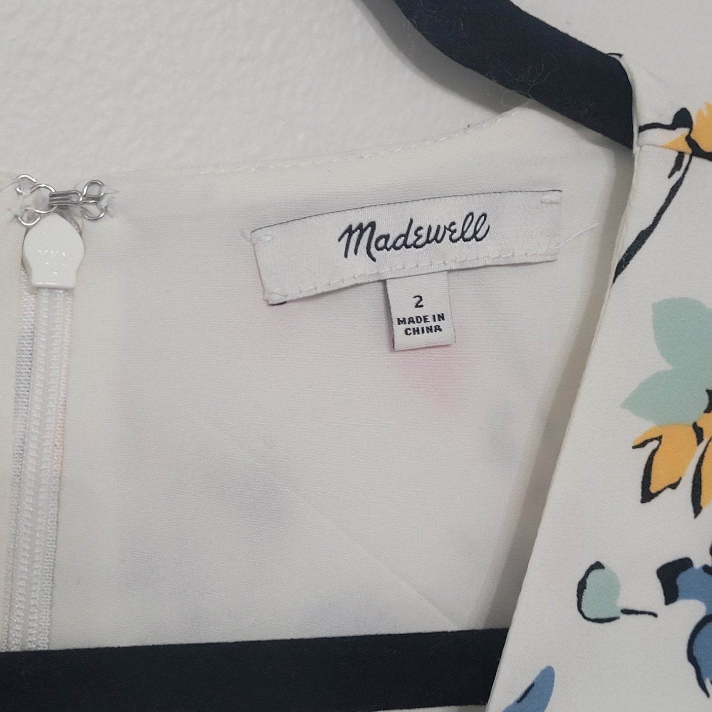 Madewell Tie-Front Mini Dress Size 2 White Drifting Flowers V-Neck Short Sleeve