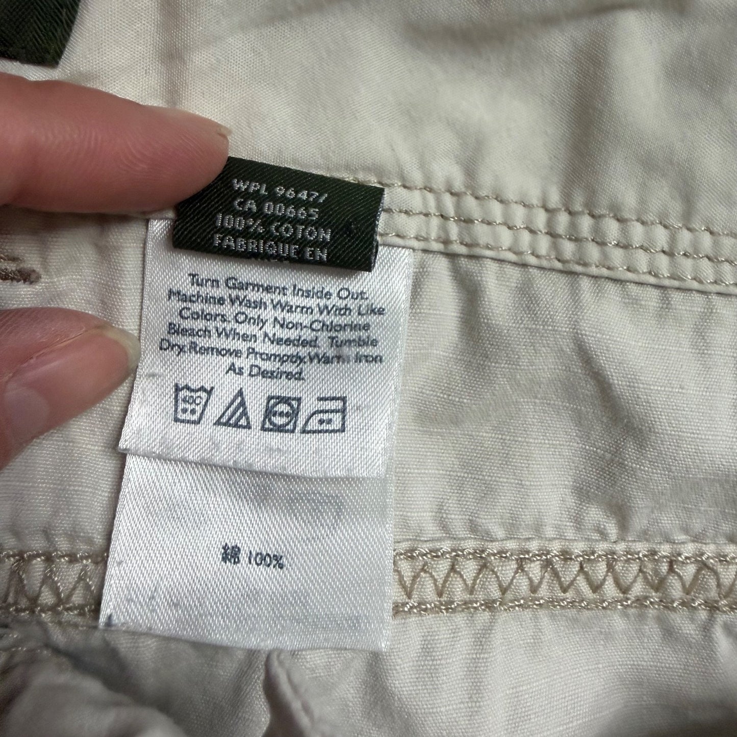 Eddie Bauer Womens 12 Cargo Shorts Tan Utility Hiking Outdoor Gorpcore