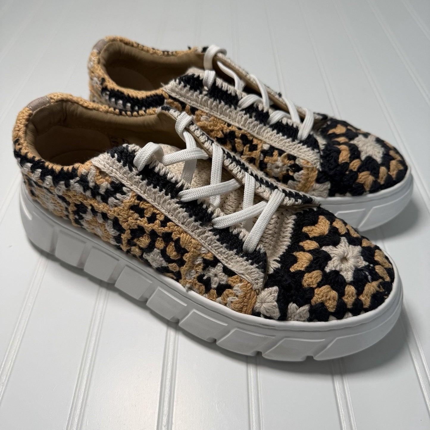 Free People Women’s Yellow/Black Crochet Lace Up Platform Sneakers - 38/US 8