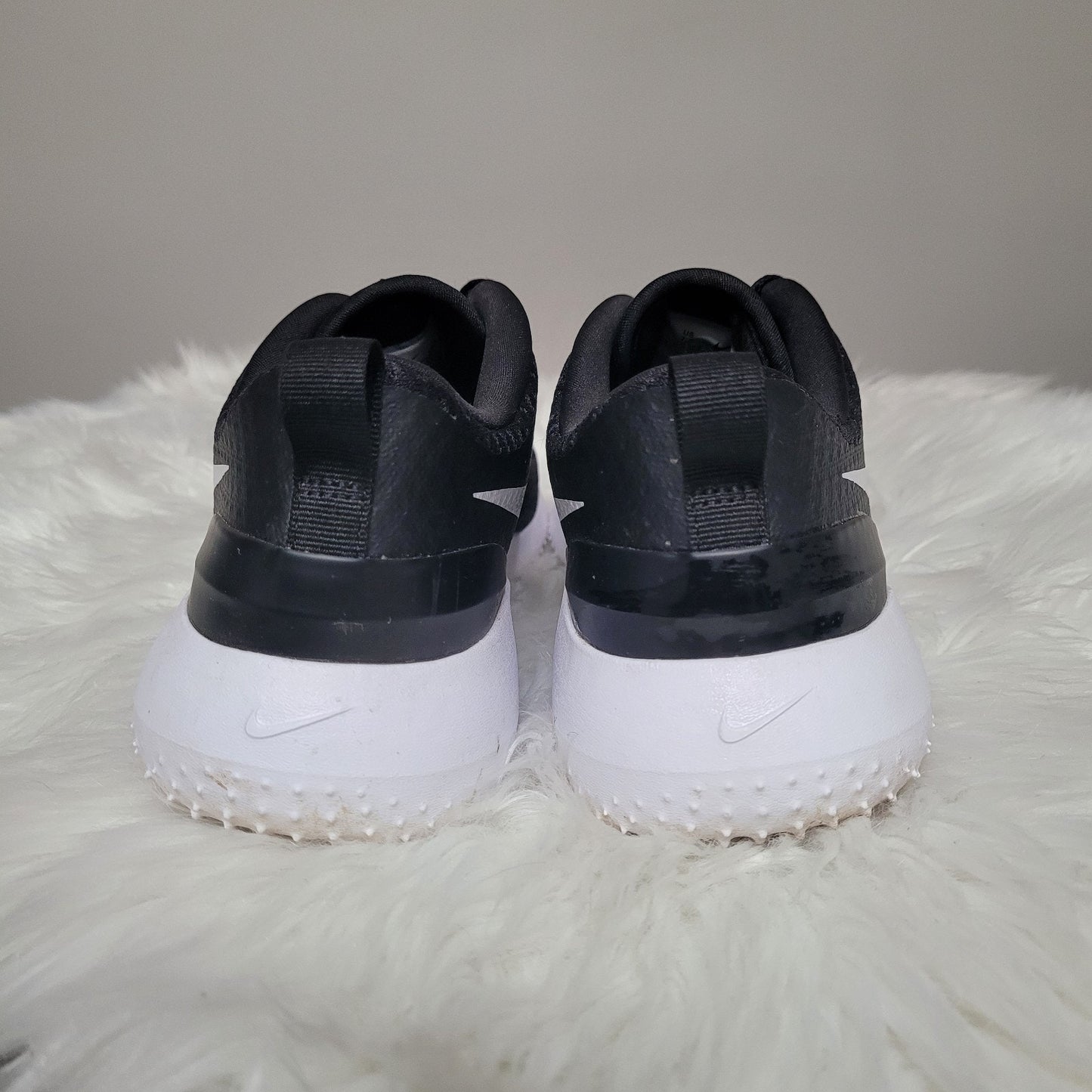 Nike Roshe G Women’s 7.5 Golf Shoes Black White CD6066-001 EUC