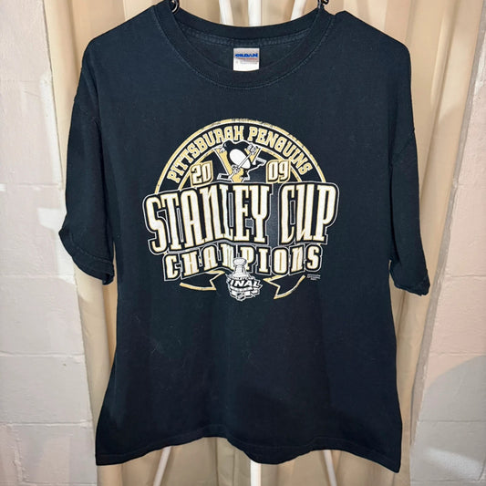 Pittsburgh Penguins 2009 Stanley Cup Champions Large T-Shirt