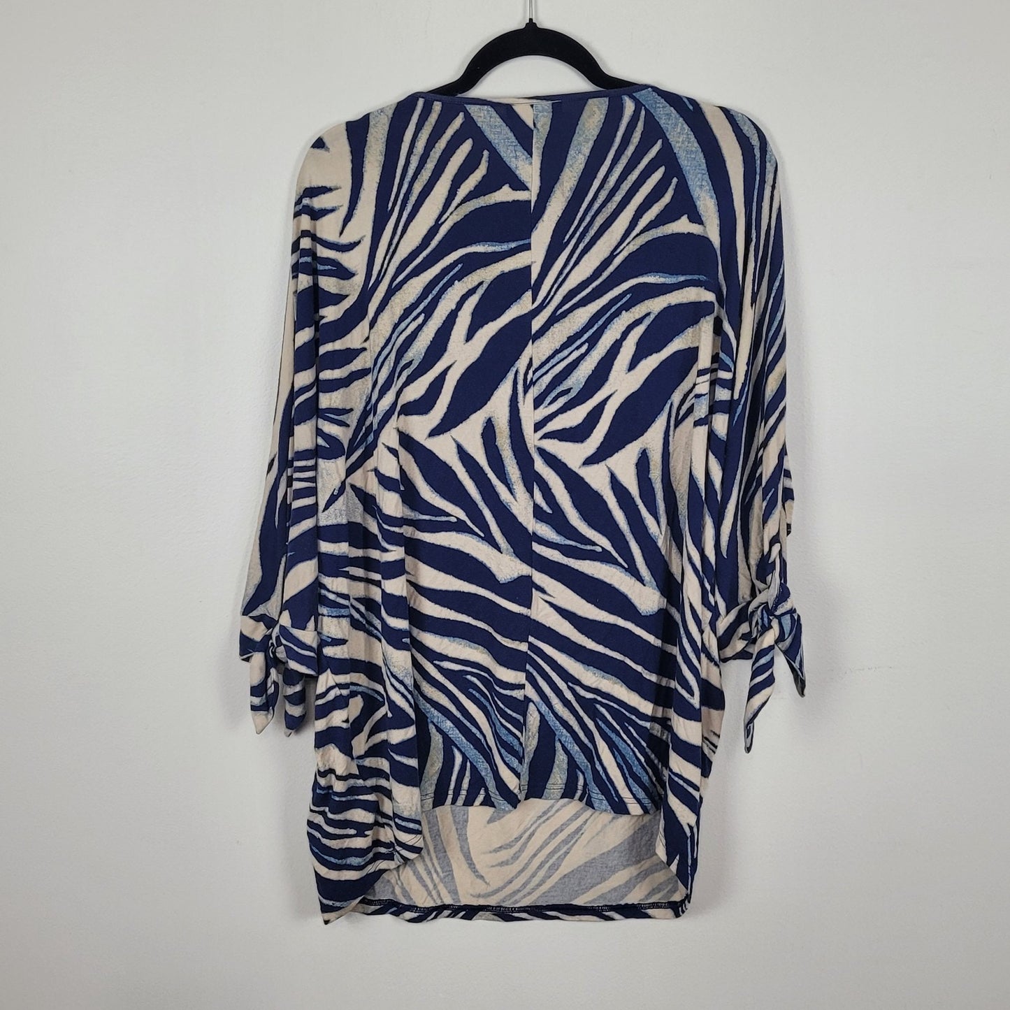 Chaps Women’s 3X Dolman Sleeve Knit Top Navy Tan Zebra Print