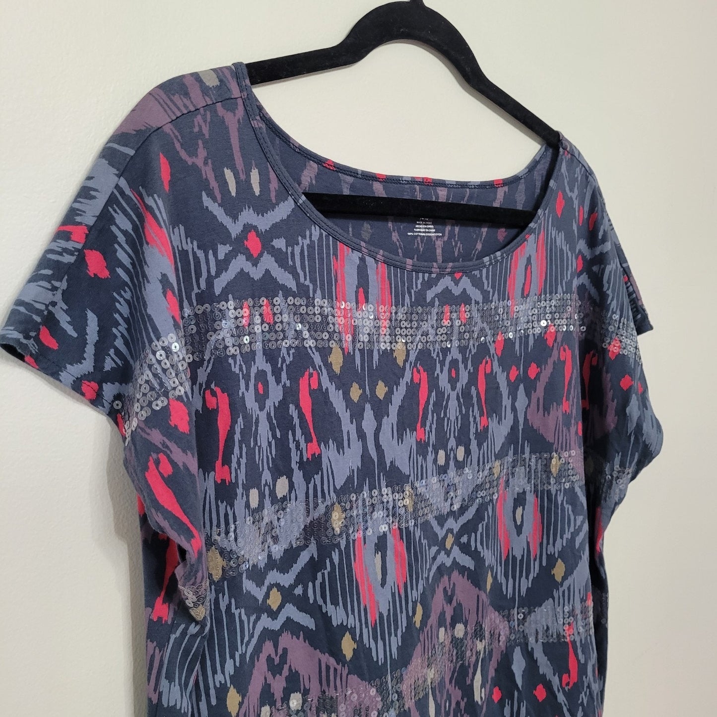 DKNY Jeans Print Top XL Gray Relaxed Fit Split Hem Boat Neck Sparkle