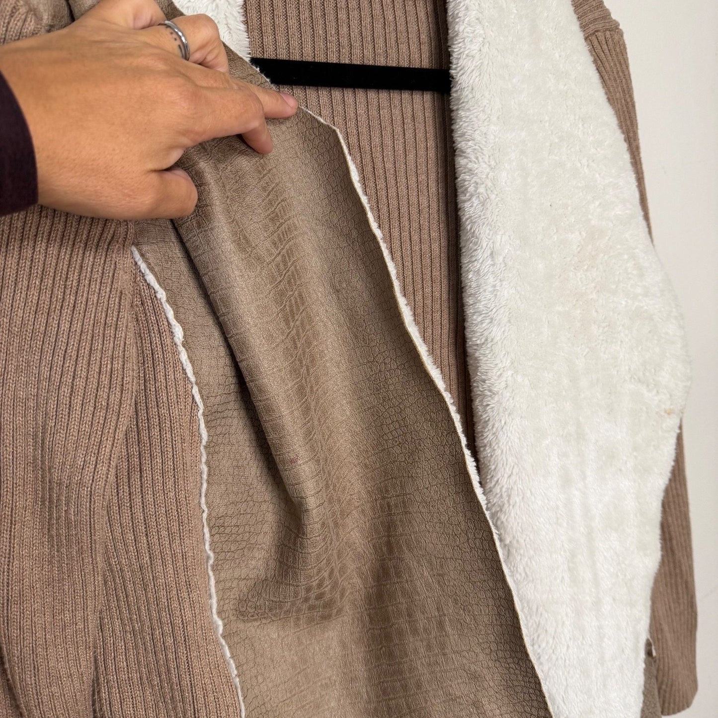 Alfred Dunner Womens 8P Open Cardigan Faux Fur Trim Brown Cozy Knit Penny Lane