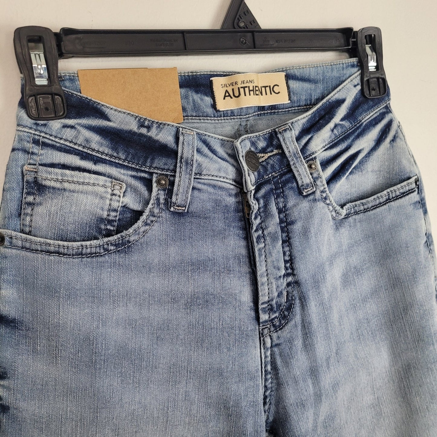 Silver Jeans Womens 4/31 Curvy Slim Straight Leg Light Wash Denim Jeans NWT