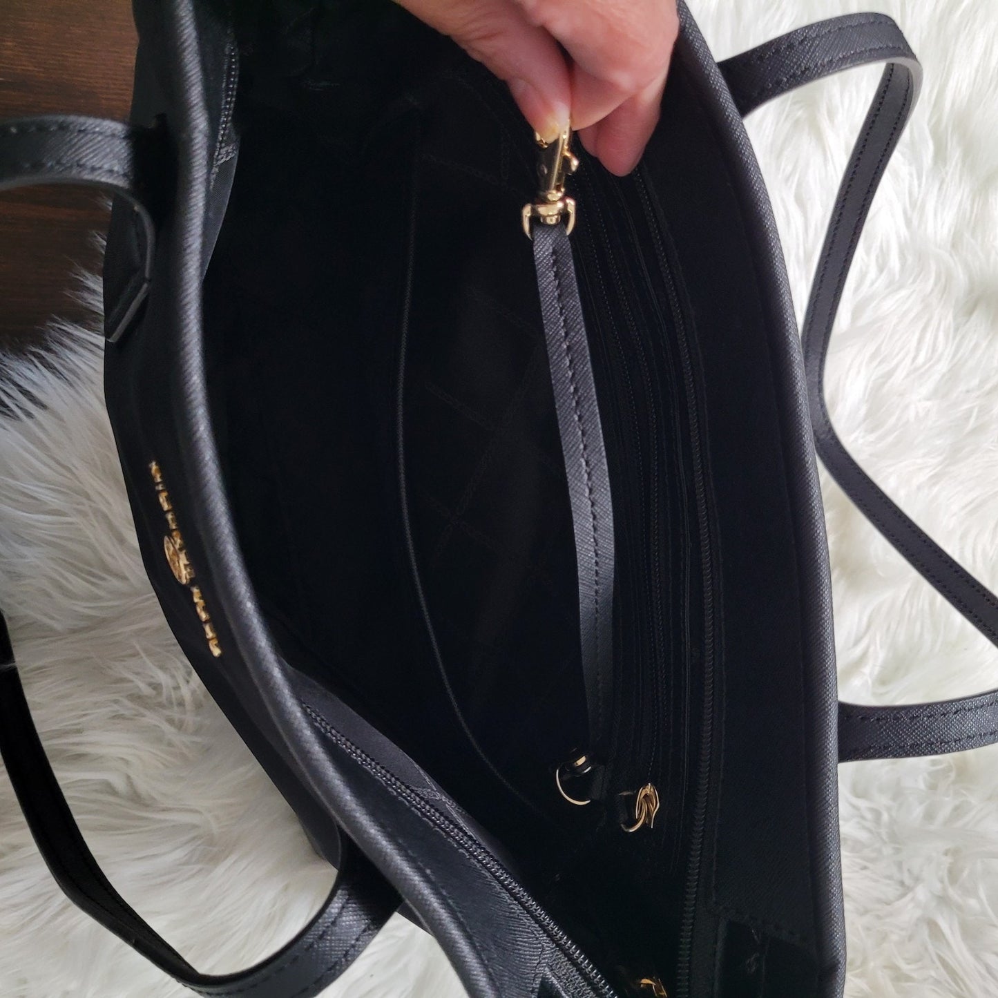 Michael Kors Eva Black Nylon Small Carryall Top Zip Tote, Shoulder Bag EUC