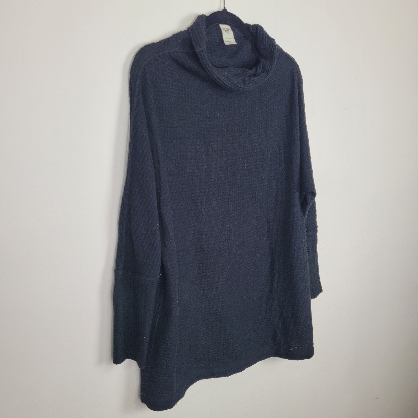 We the Free Women’s S Black Waffle Knit Funnel Neck Tunic Top Oversized GUC