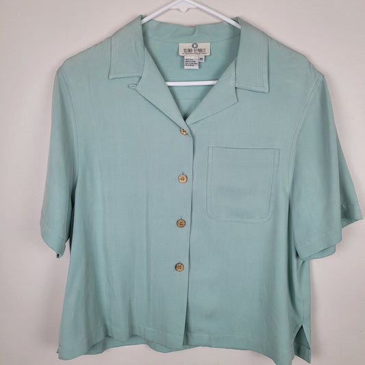 Island Republic Womens Medium Seafoam Blue Silk Short Sleeve Button Up Shirt