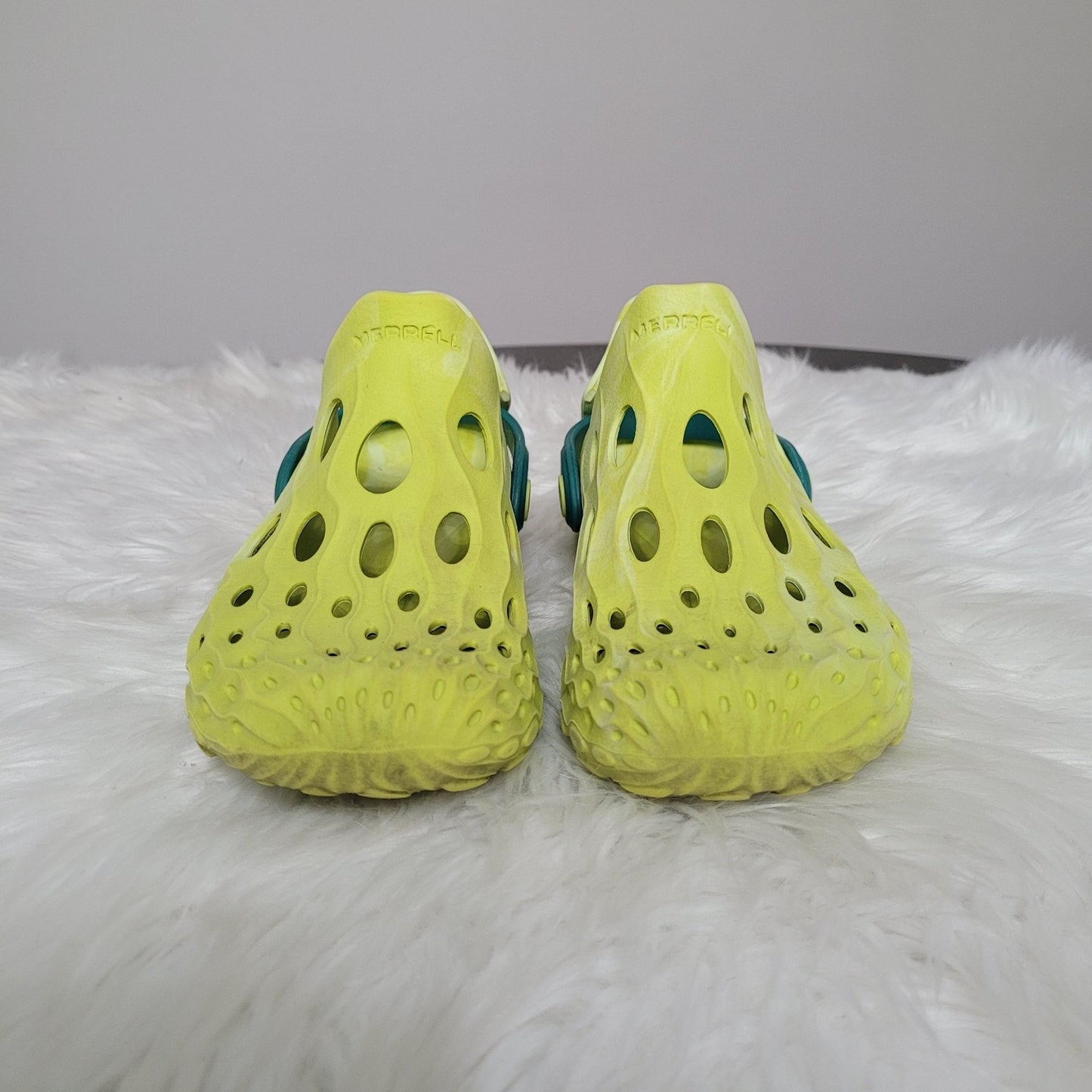 Merrell Hydro Moc Big Kids Size 1 Yellow Green Slip On Clogs Water Shoes