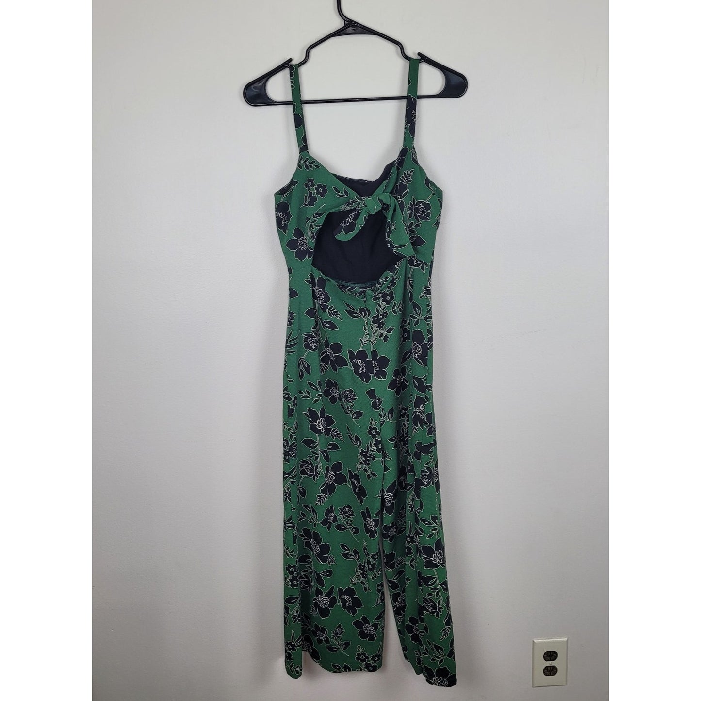 Lulus Lush Womens Small Green Floral Cropped Wide Leg Sleeveless Jumpsuit Fairy