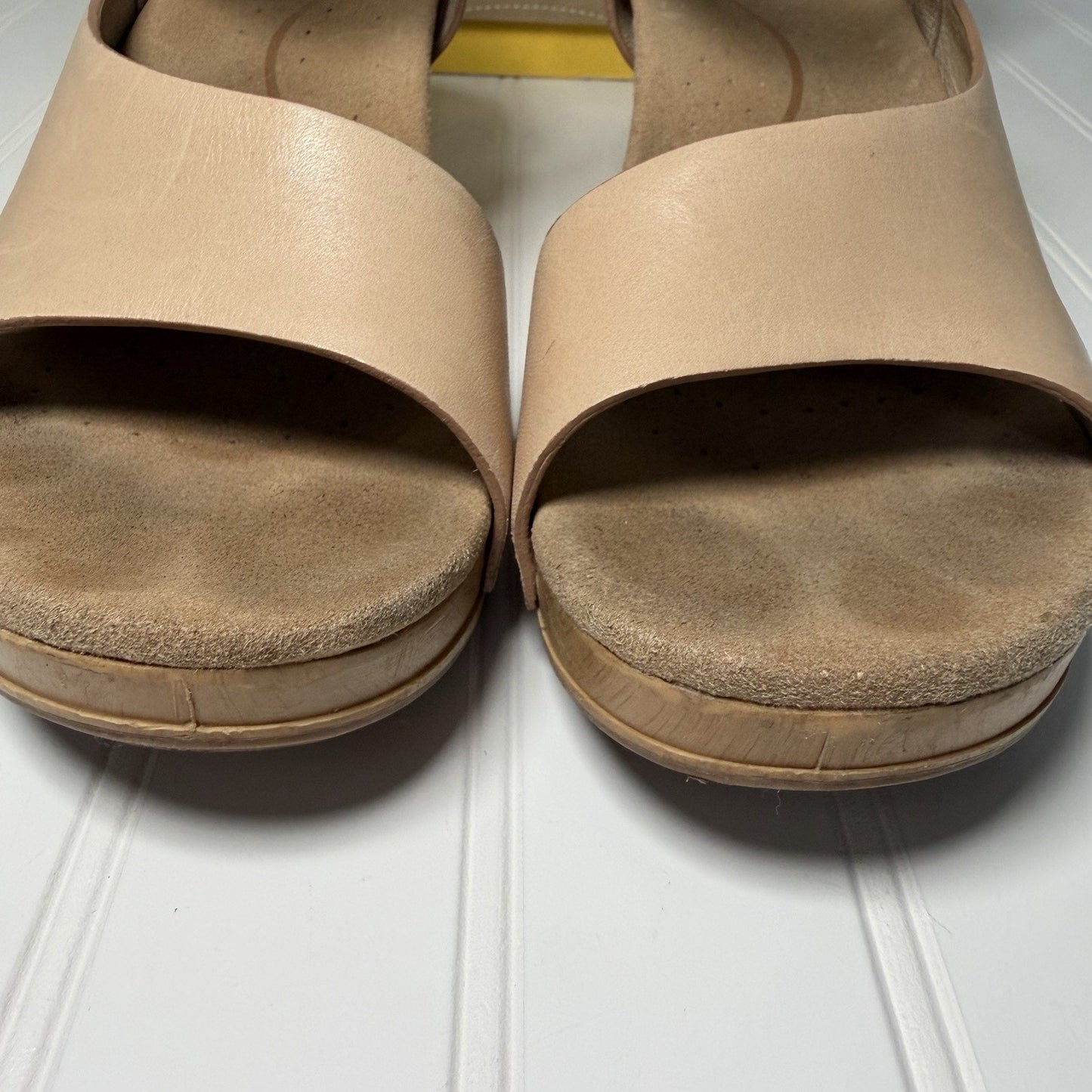 Dansko Tasha Sand Beige Leather Cut Out Block Heel Comfort Sandal Womens US 8.5