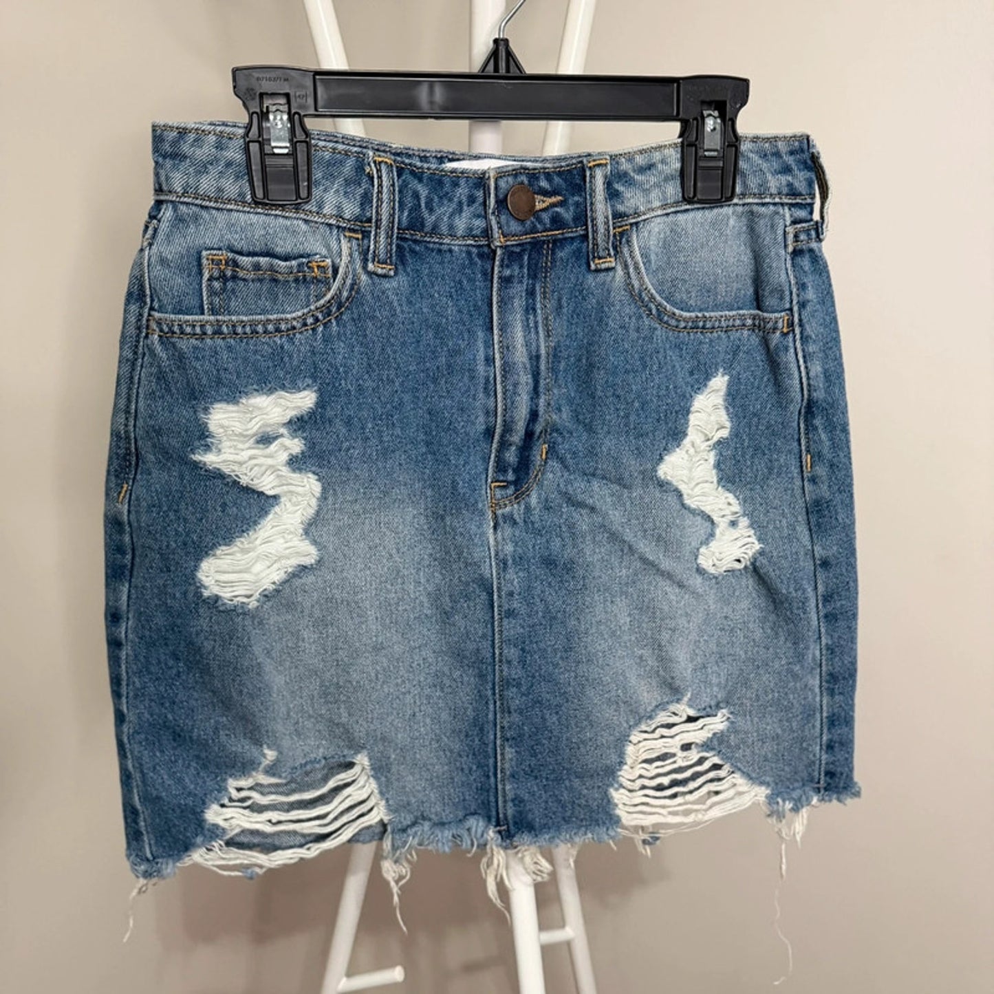 Hollister Women’s 1/W25 Distressed Denim Mini Skirt Blue Raw Hem Y2K