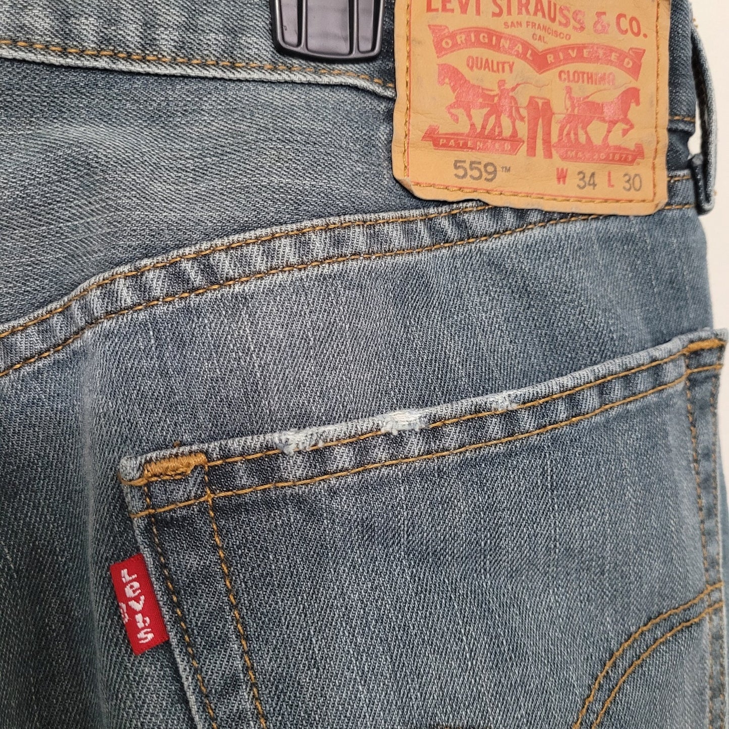 Levis 559 Red Tab Relaxed Fit Straight Cut 5 Pocket Denim Jeans Men Size 34x30