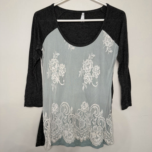 Y2K Retro Womens M Gray Teal Lace Henley Top 3/4 Sleeve Boho Cottagecore
