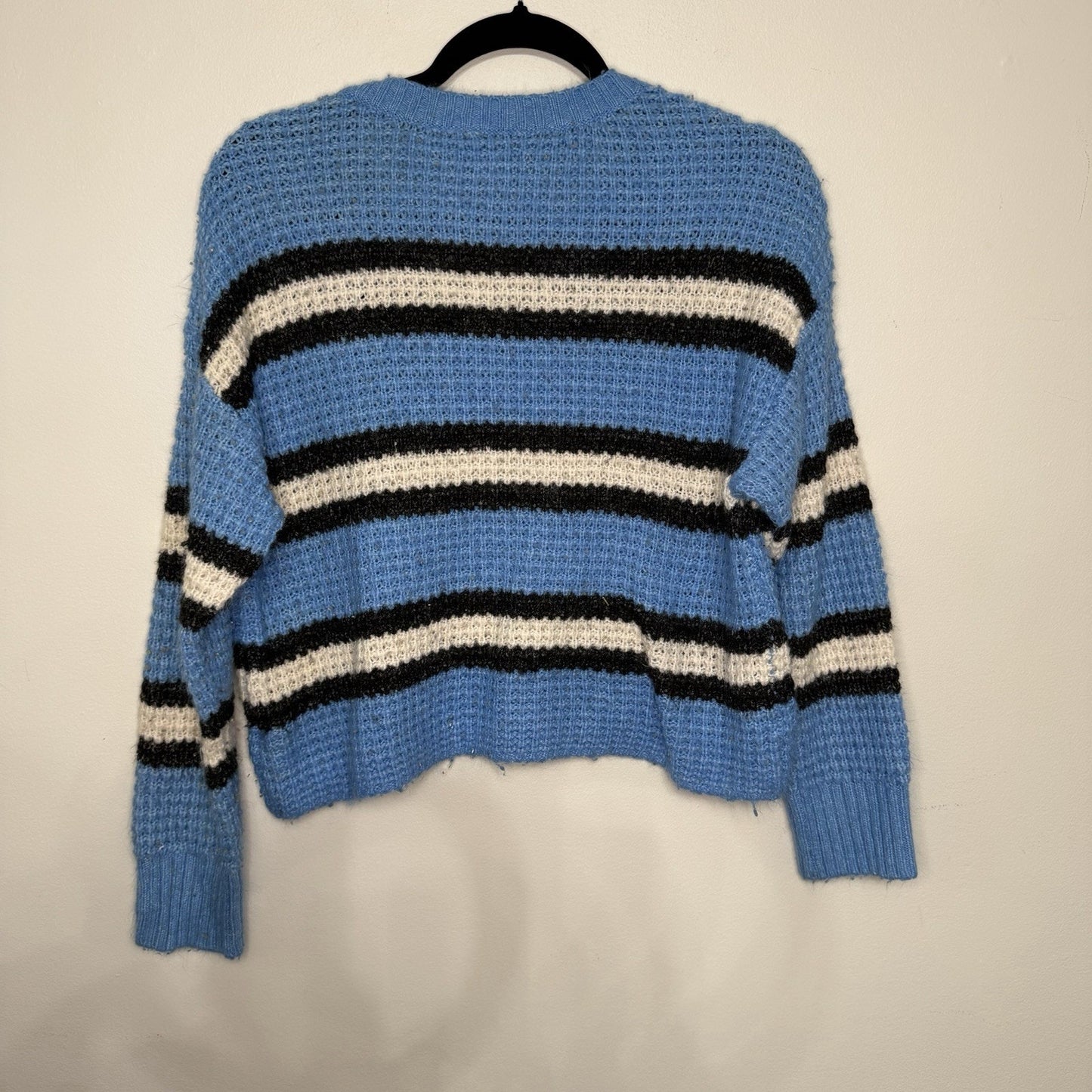 American Eagle Womens Medium Blue White Black Stripe Knit V-Neck Sweater Casual