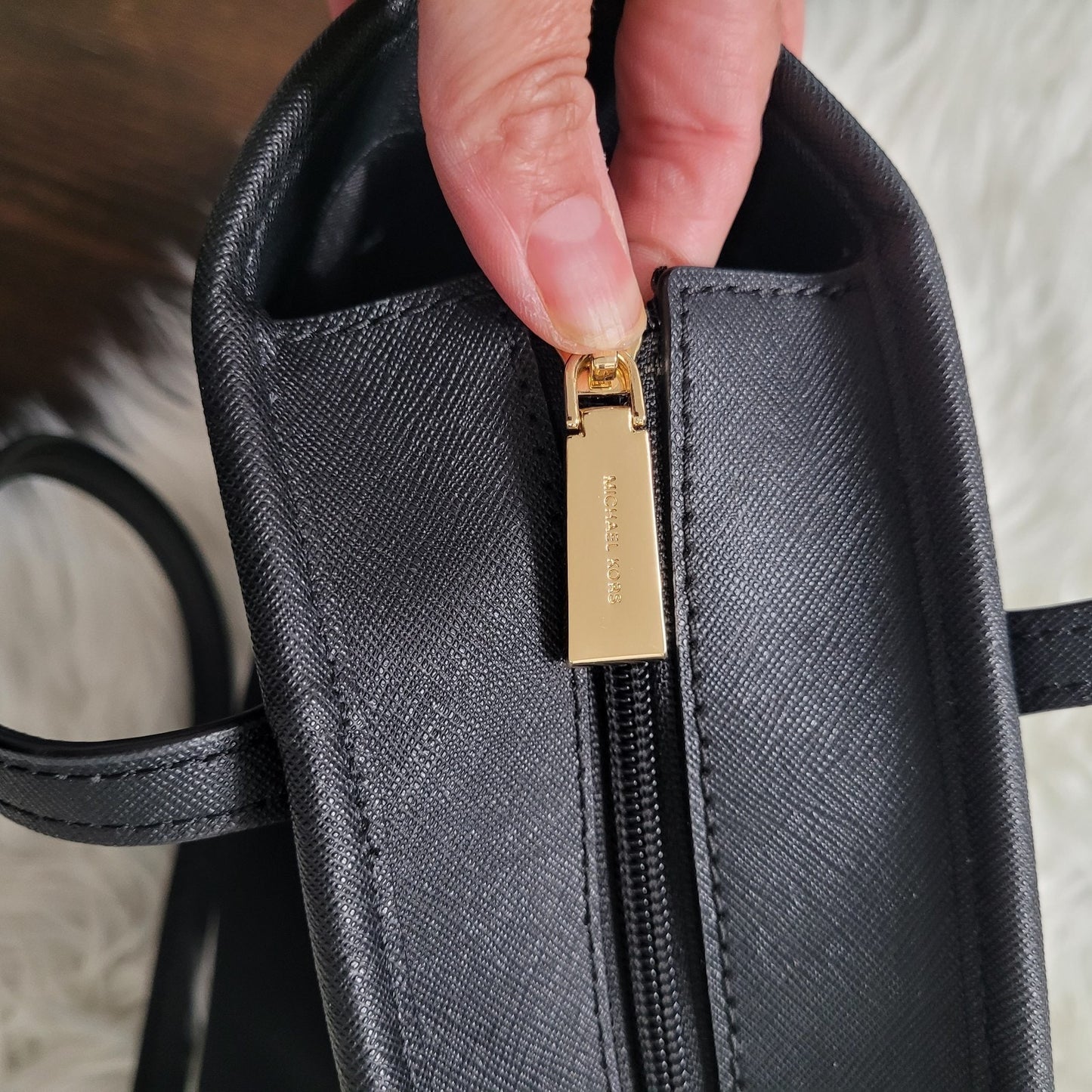 Michael Kors Eva Black Nylon Small Carryall Top Zip Tote, Shoulder Bag EUC