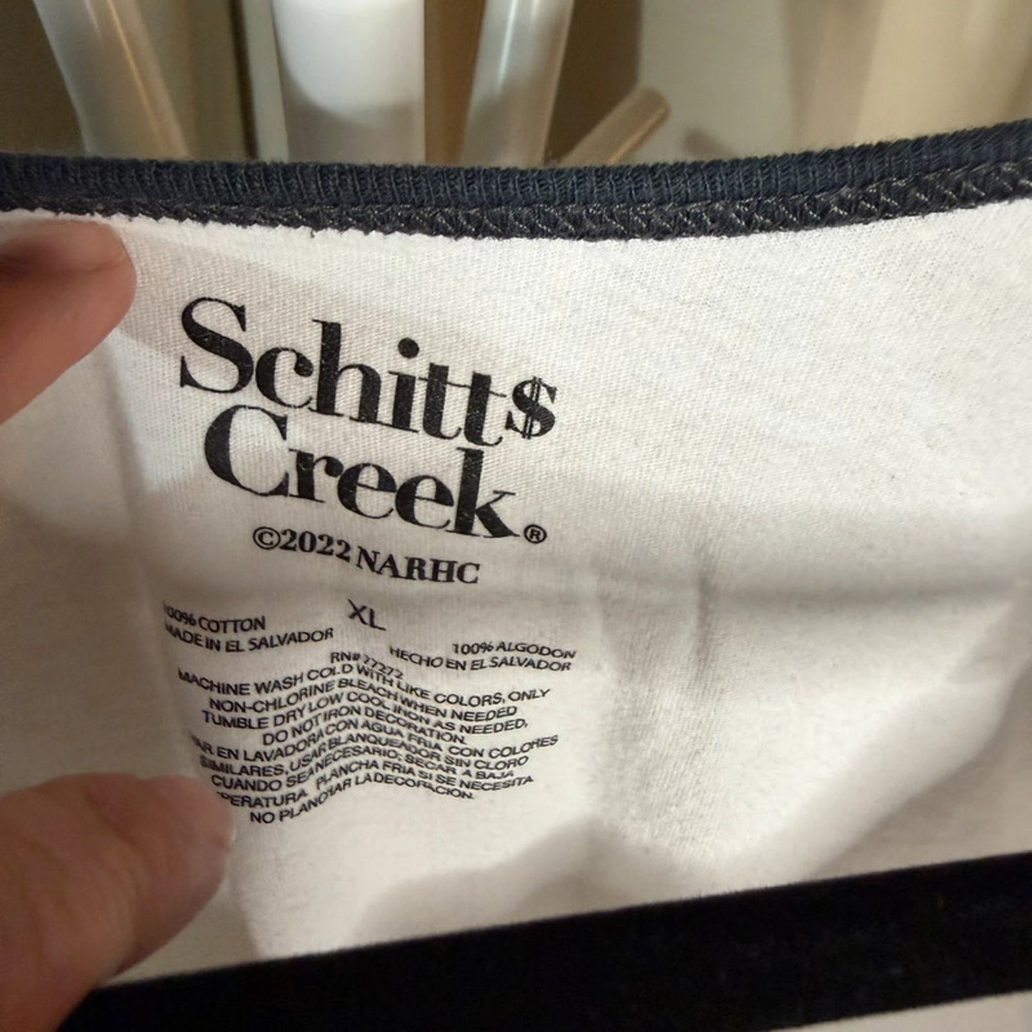 Schitt’s Creek I Like The Wine Not The Label White Tank Top XL