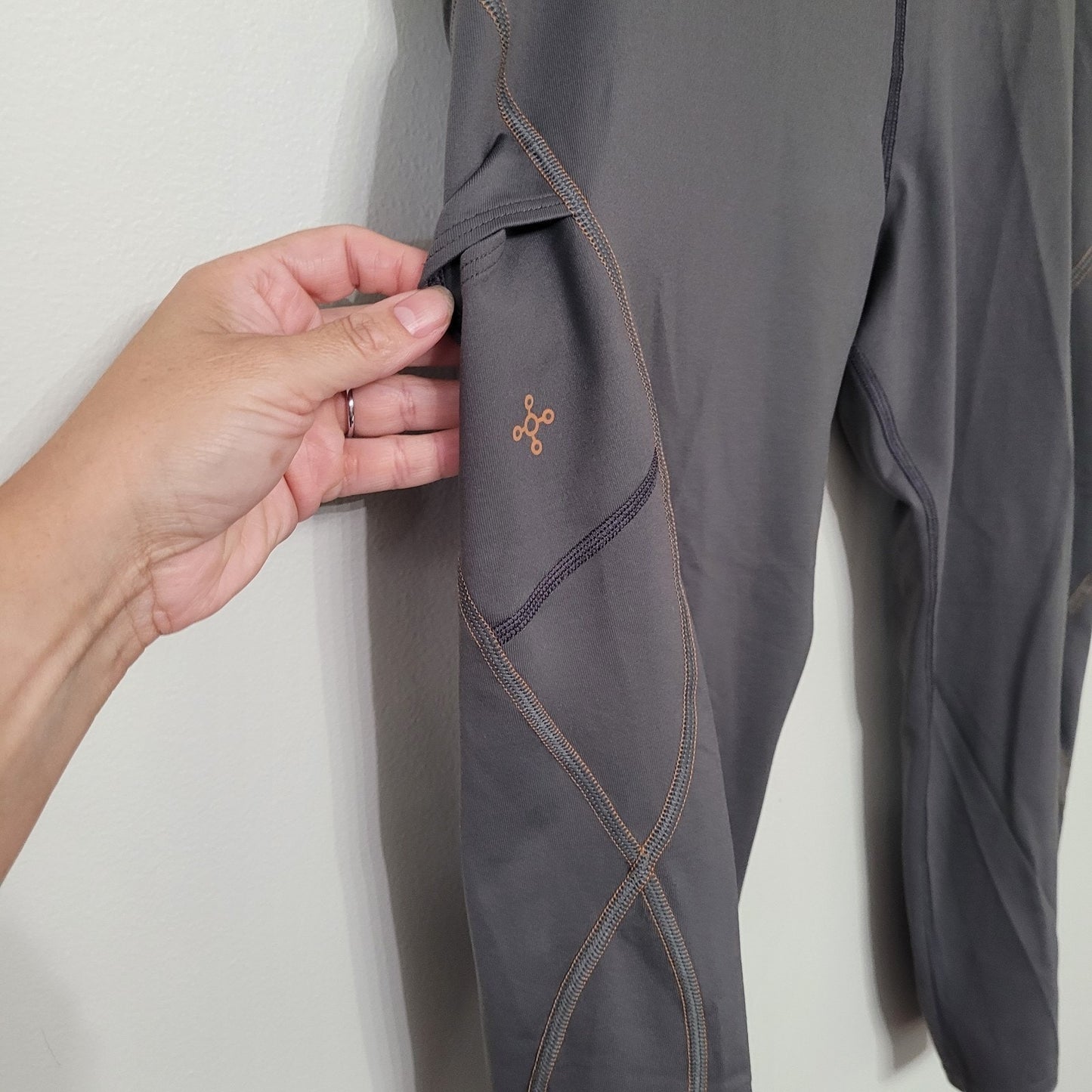 Tommie Copper Women’s XL Gray Velocity Performance Leggings Cool Copper