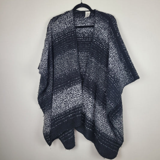 Woolrich Womens One Size Knit Poncho Cardigan Black Gray White